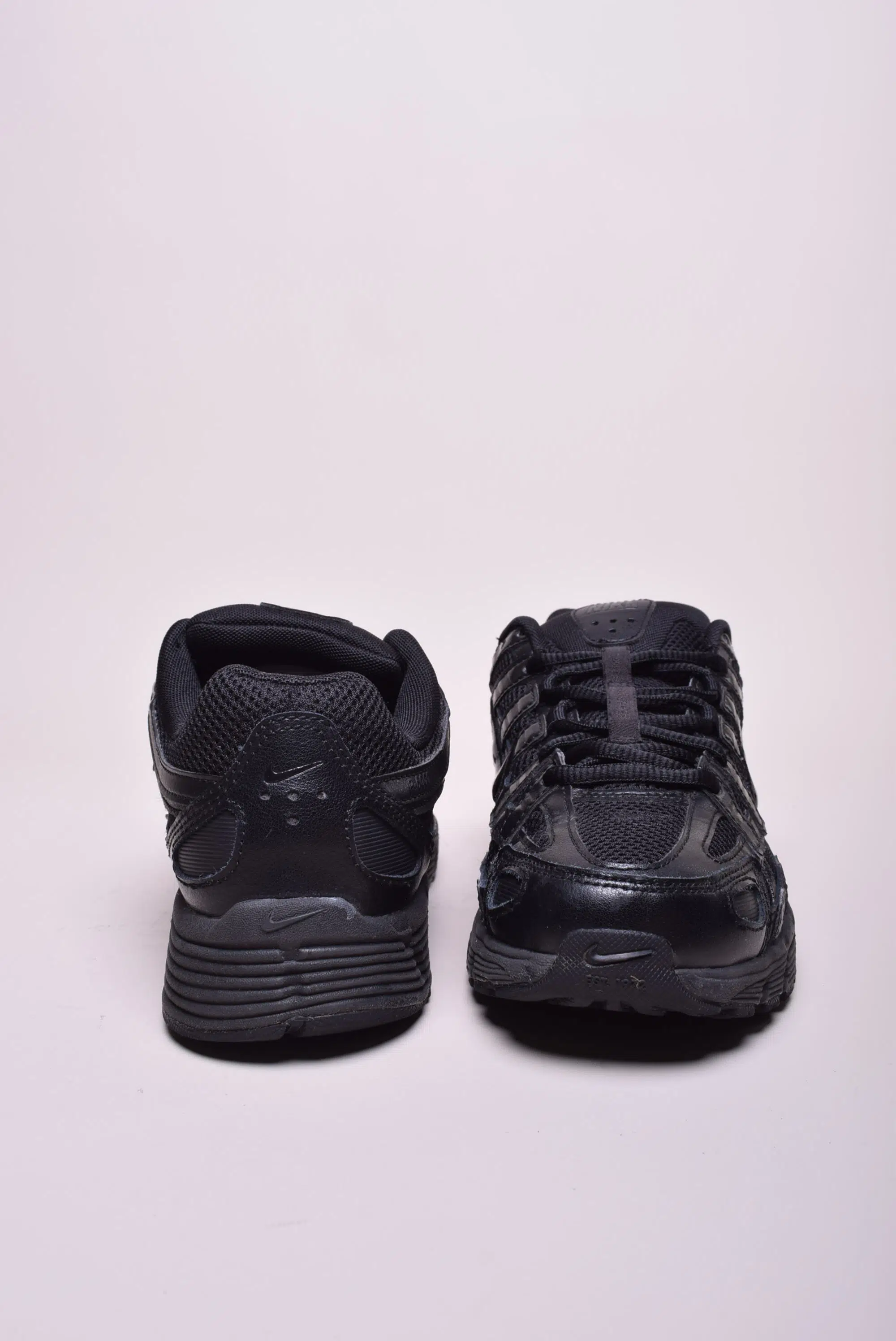 Pantofi sport unisex P-6000 [2]