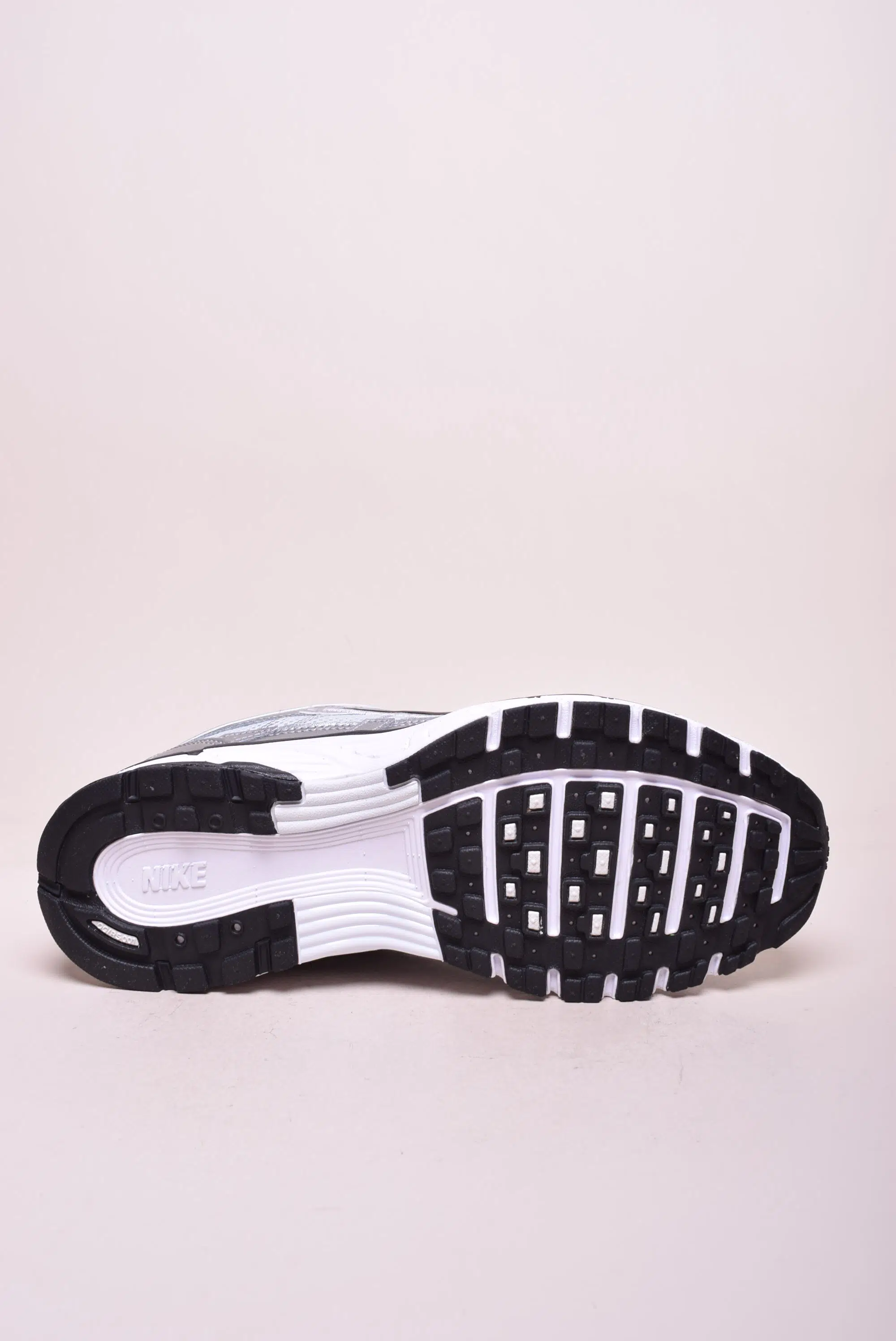 Pantofi sport unisex P-6000 [1]