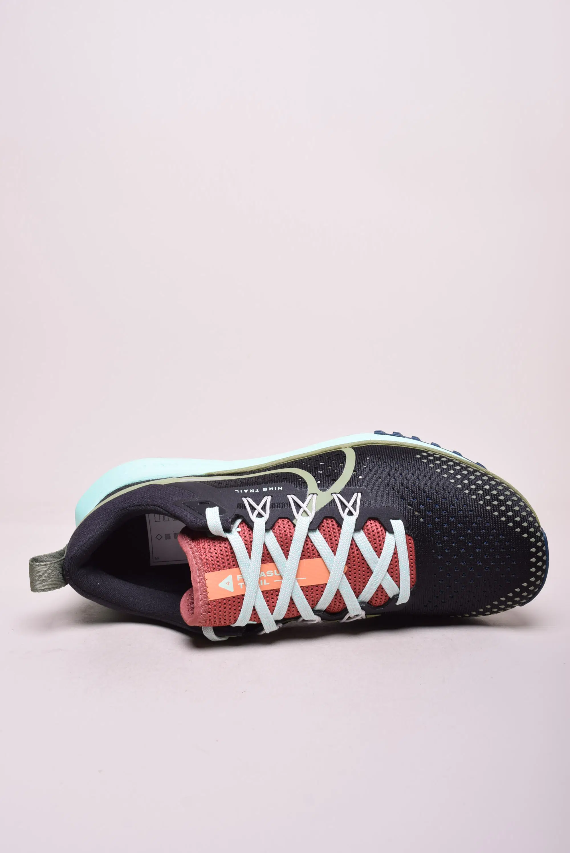 Pantofi sport unisex React Pegasus Trail 4 [3]