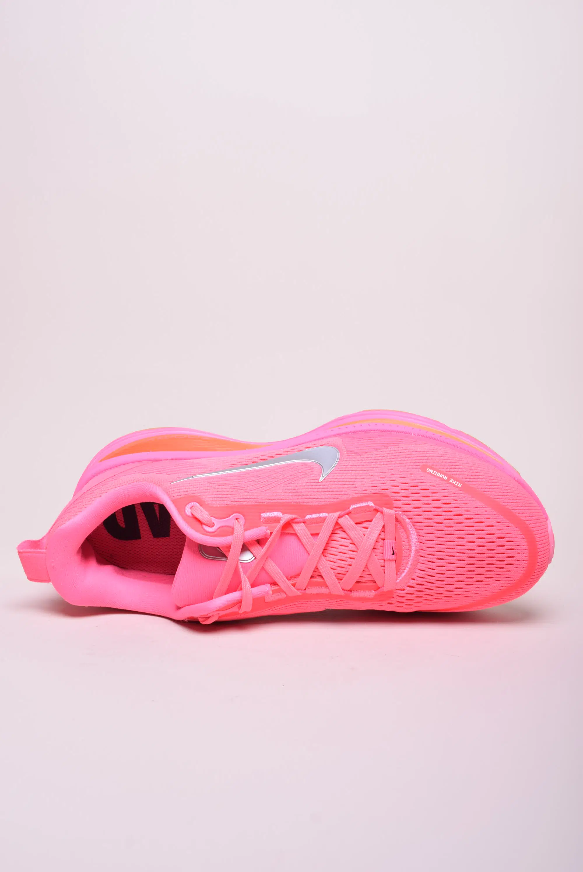 Pantofi sport unisex Vomero 18 [3]