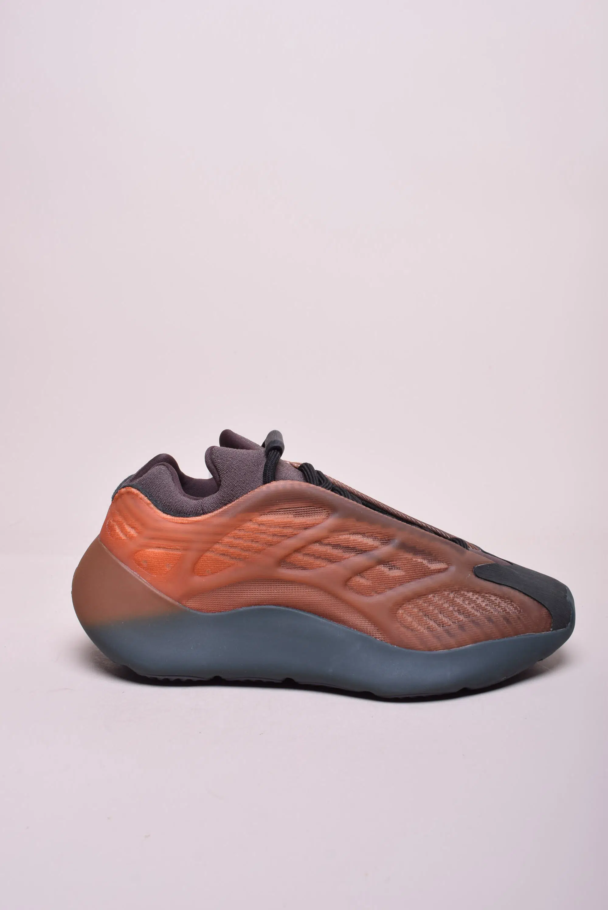 Încălțăminte damă - Pantofi sport unisex YZY 700 V3