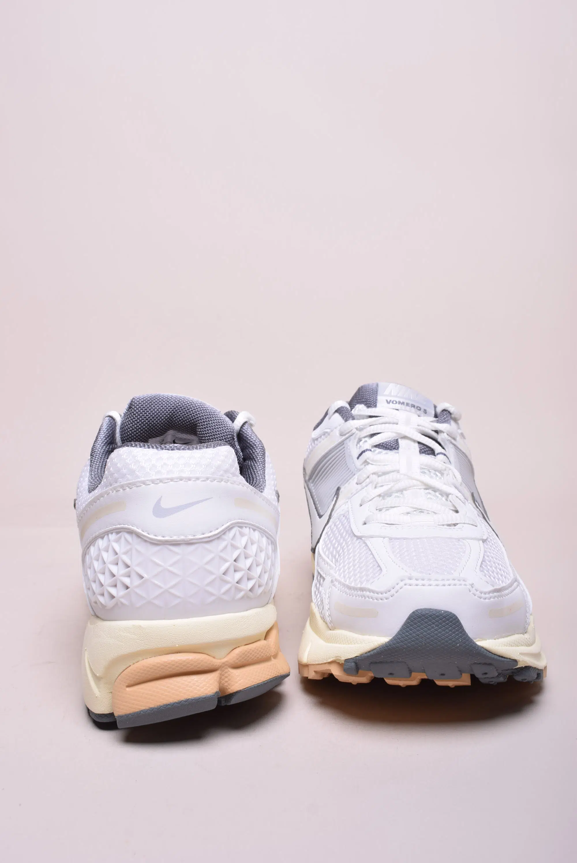 Pantofi sport unisex Zoom Vomero 5 [2]