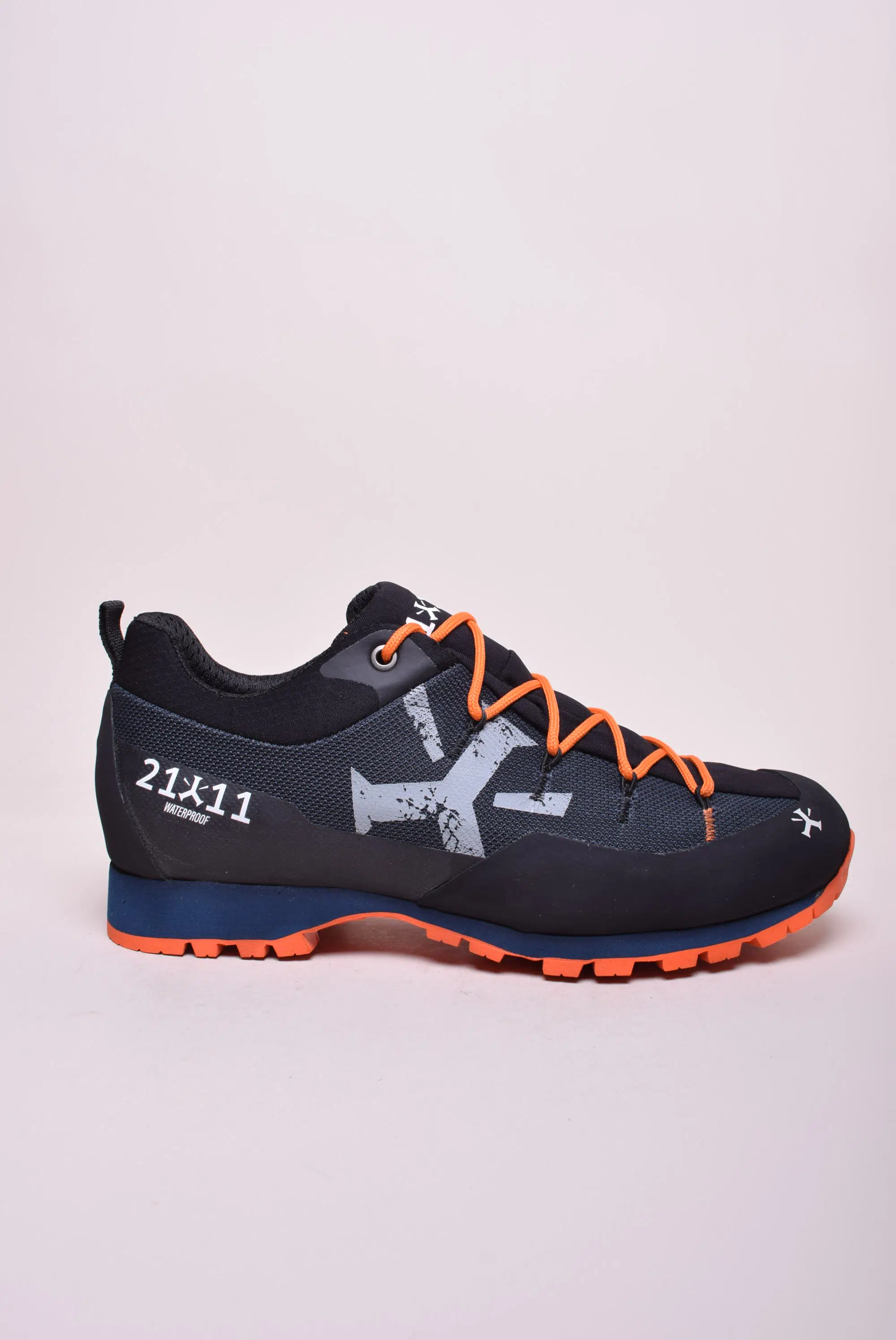 Pantofi sport și teniși bărbați - Pantofi trekking barbati Alpha Low Evo, impermeabili