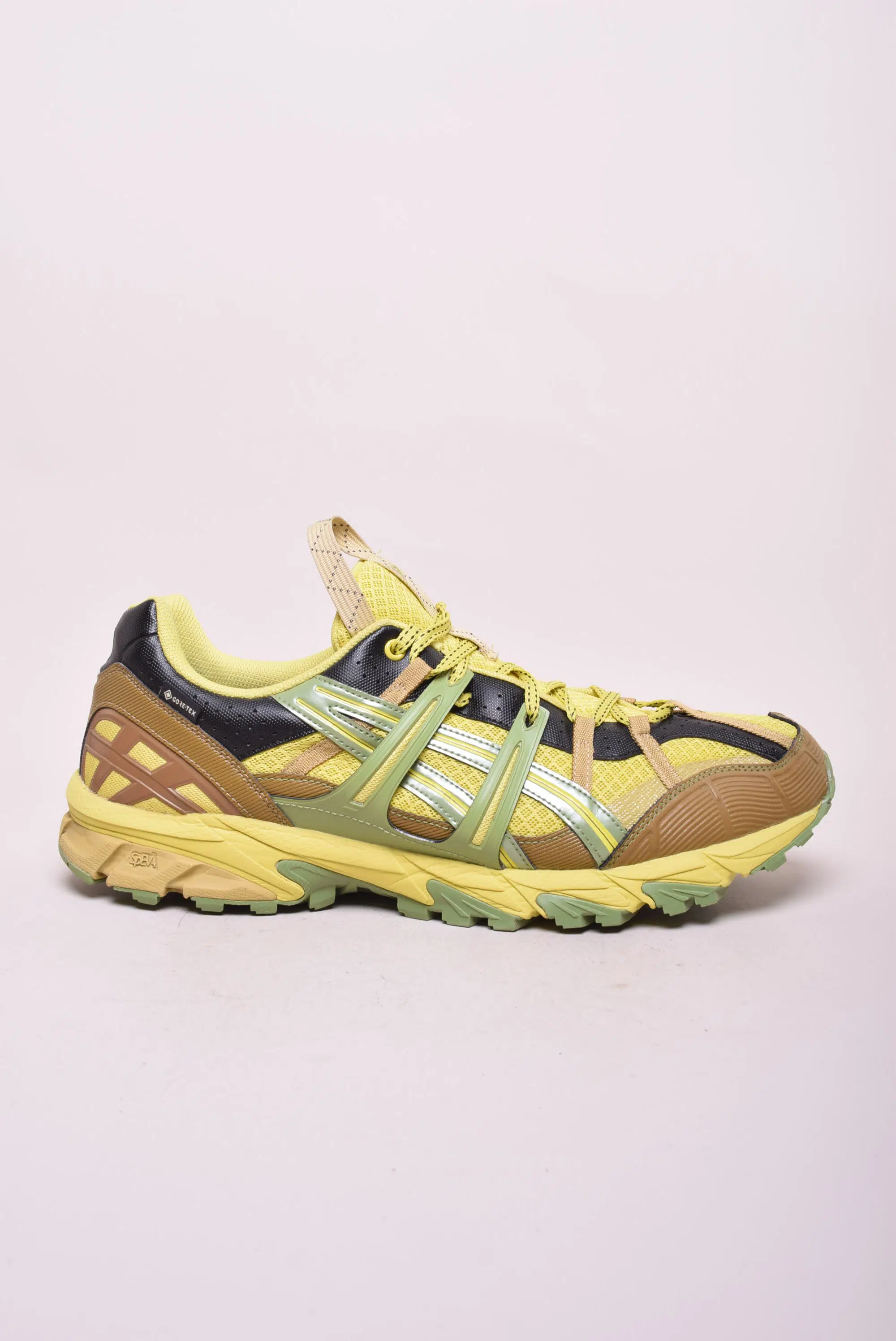 Pantofi trekking barbati impermeabili [0]