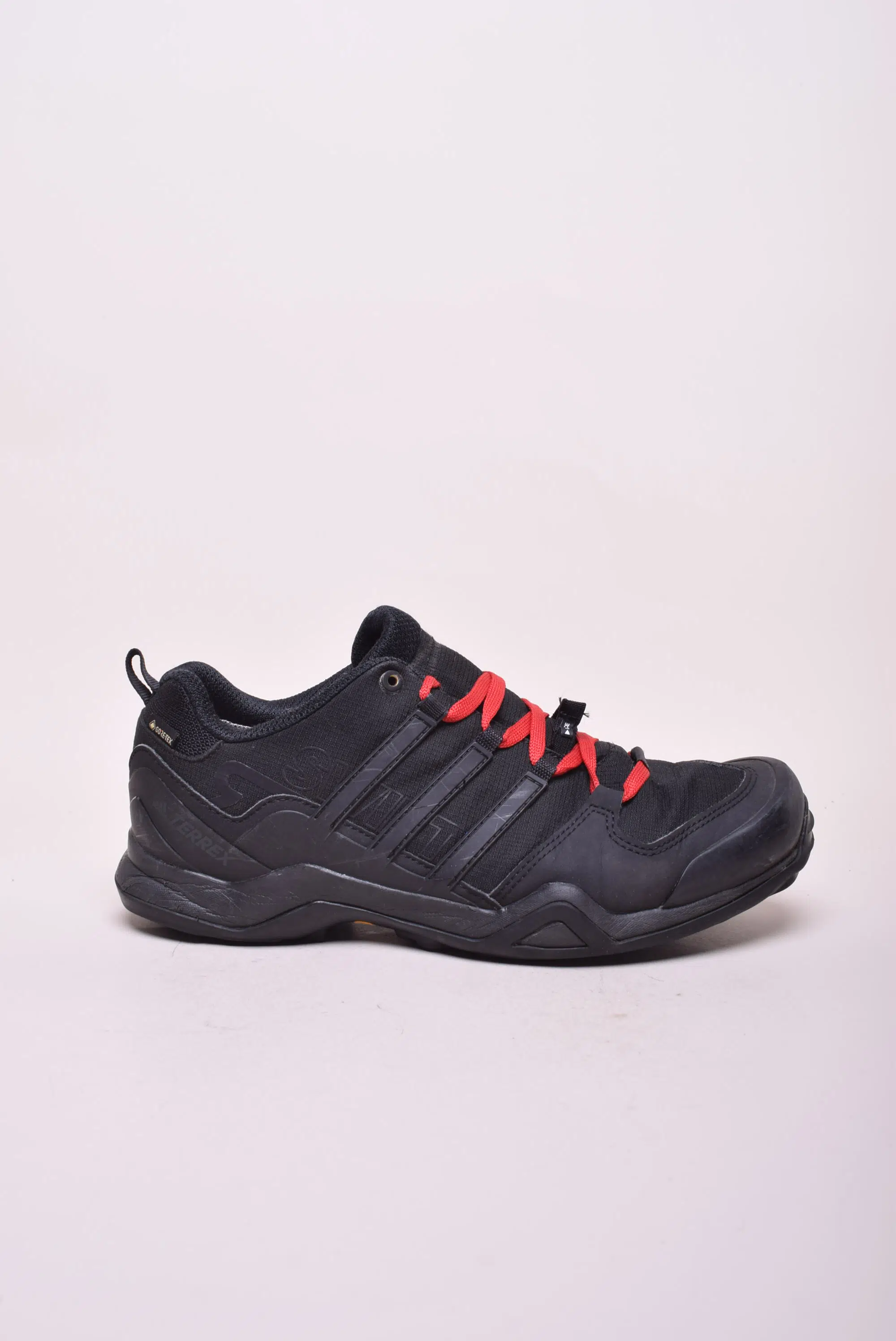 Pantofi trekking barbati Terrex Swift, impermeabile [0]