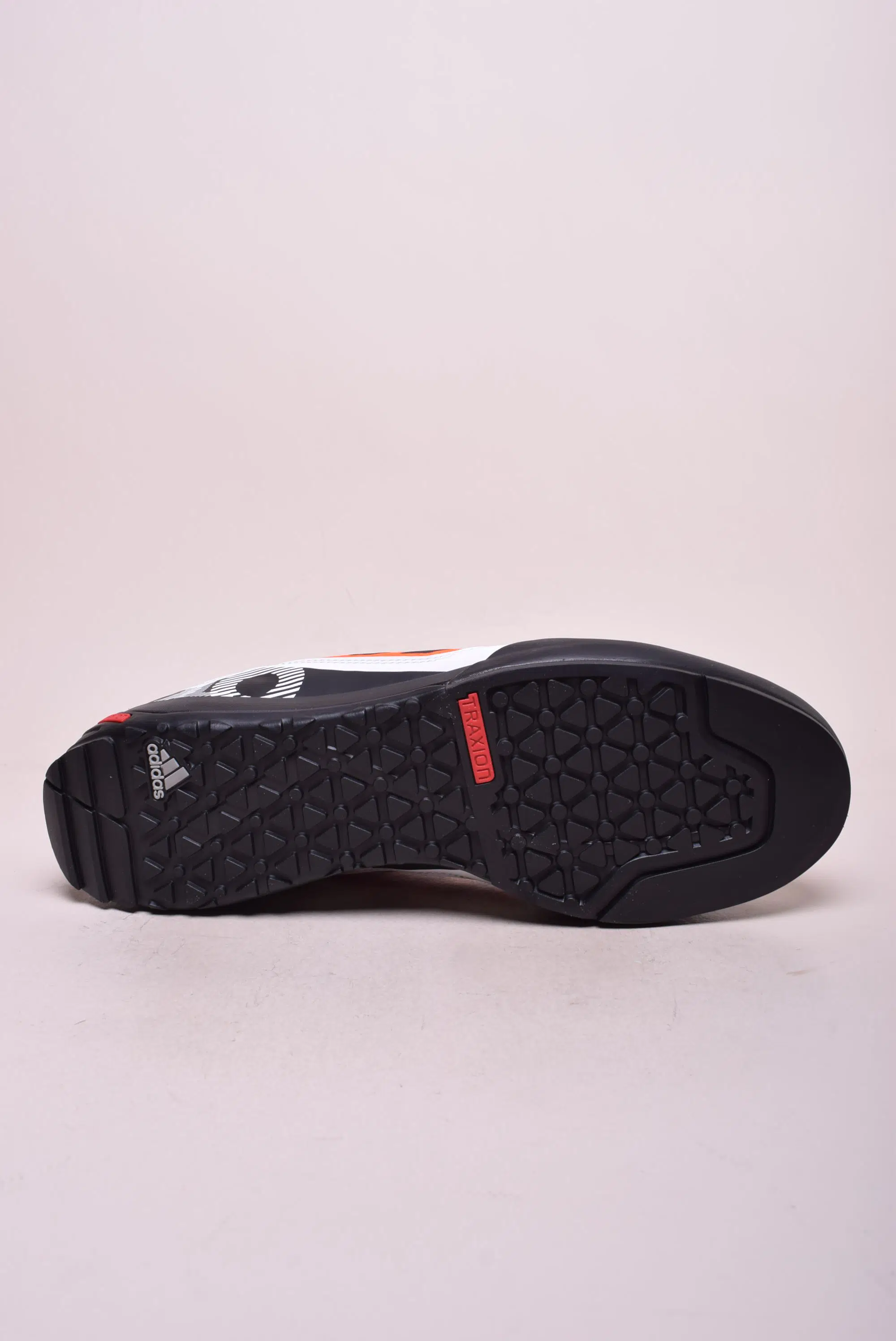 Pantofi trekking barbati Terrex Swift Solo 2 [1]