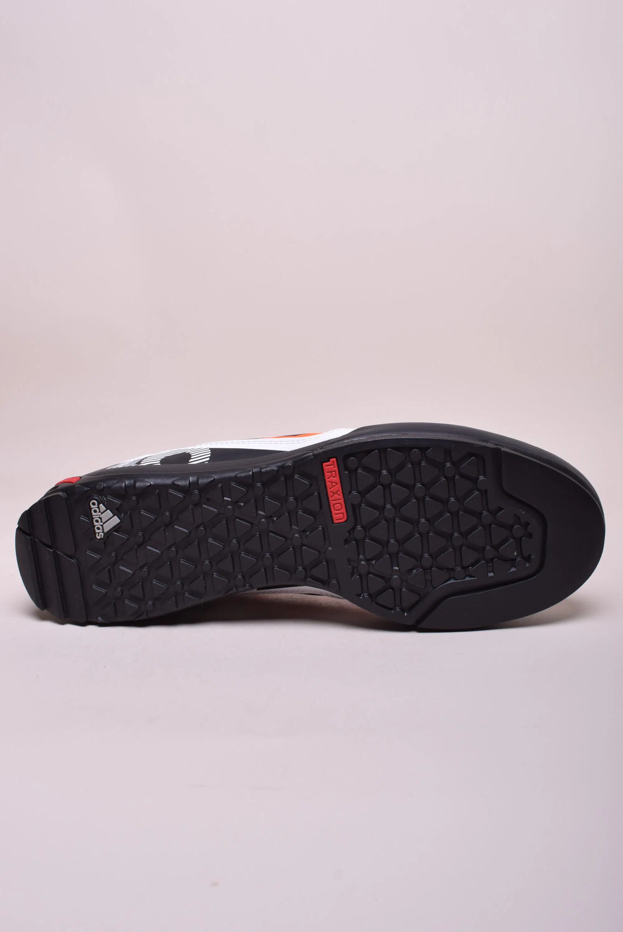 Pantofi trekking barbati Terrex Swift Solo 2 [1]