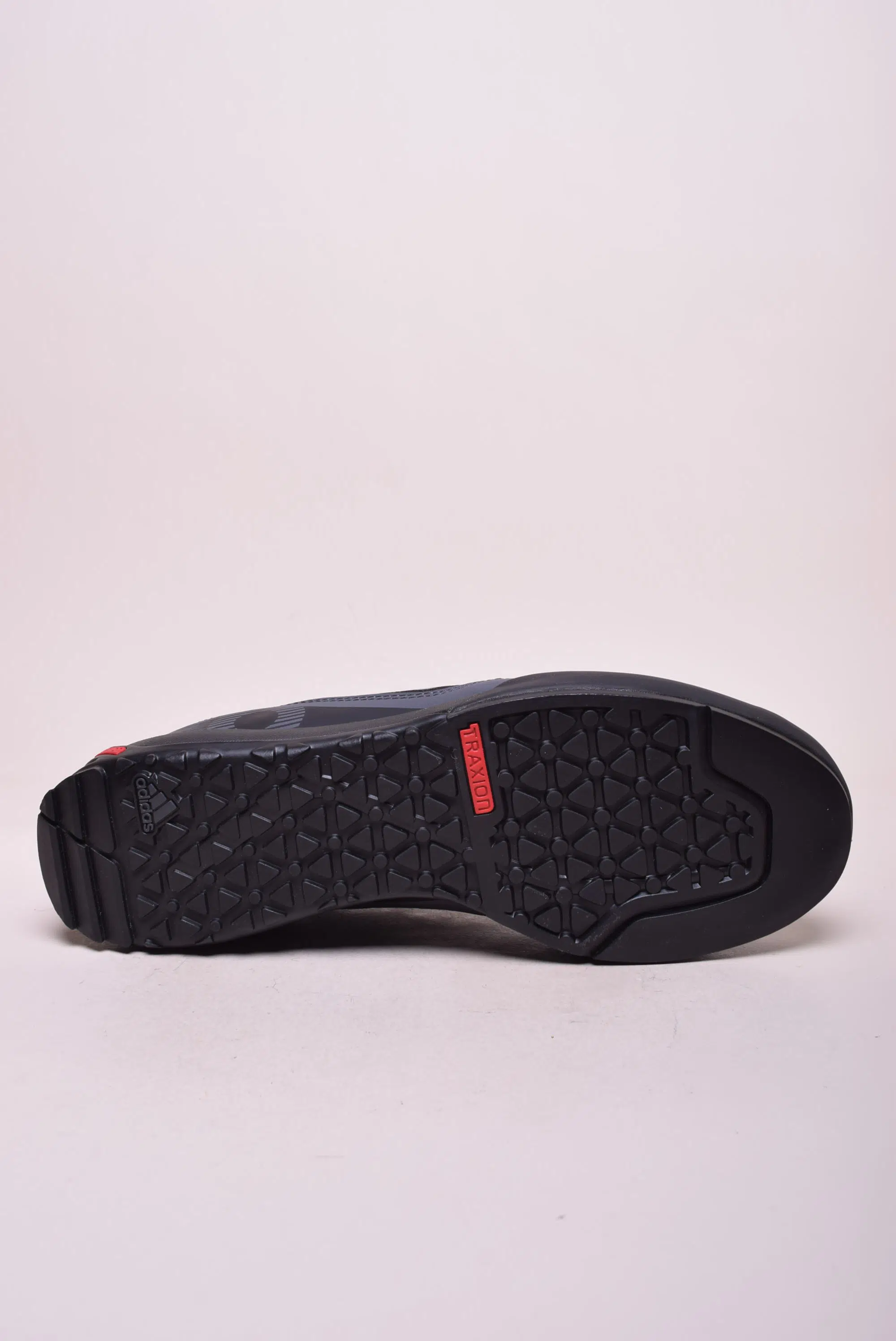 Pantofi trekking barbati Terrex Swift Solo 2 [1]