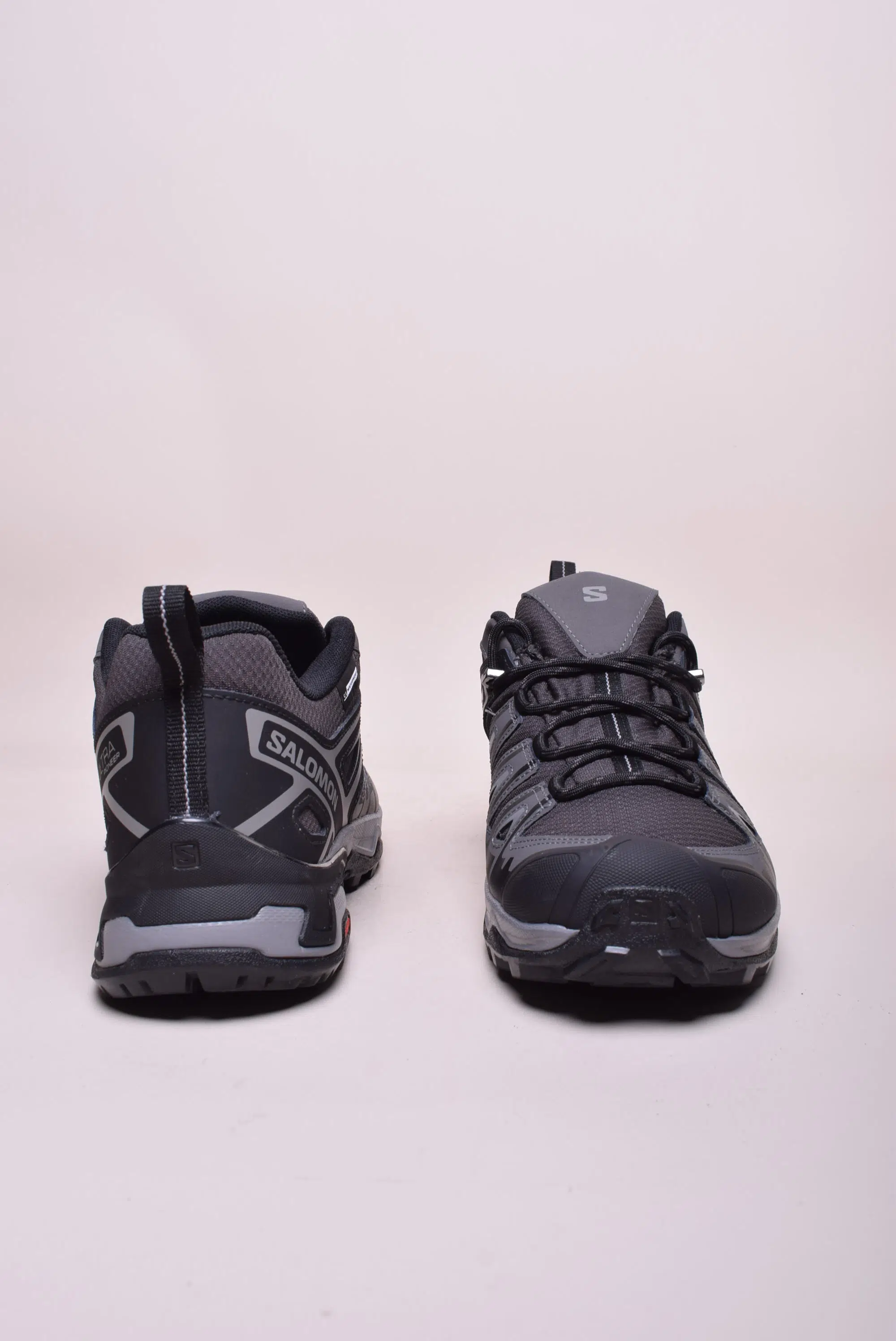 Pantofi trekking barbati X Ultra Pioneer, impermeabile [2]