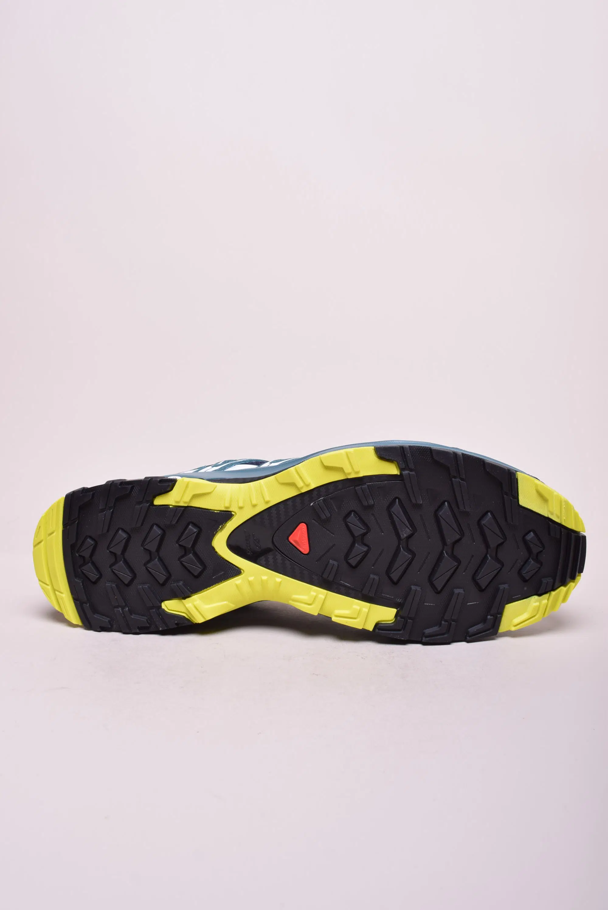 Pantofi trekking barbati XA Pro 3D [1]