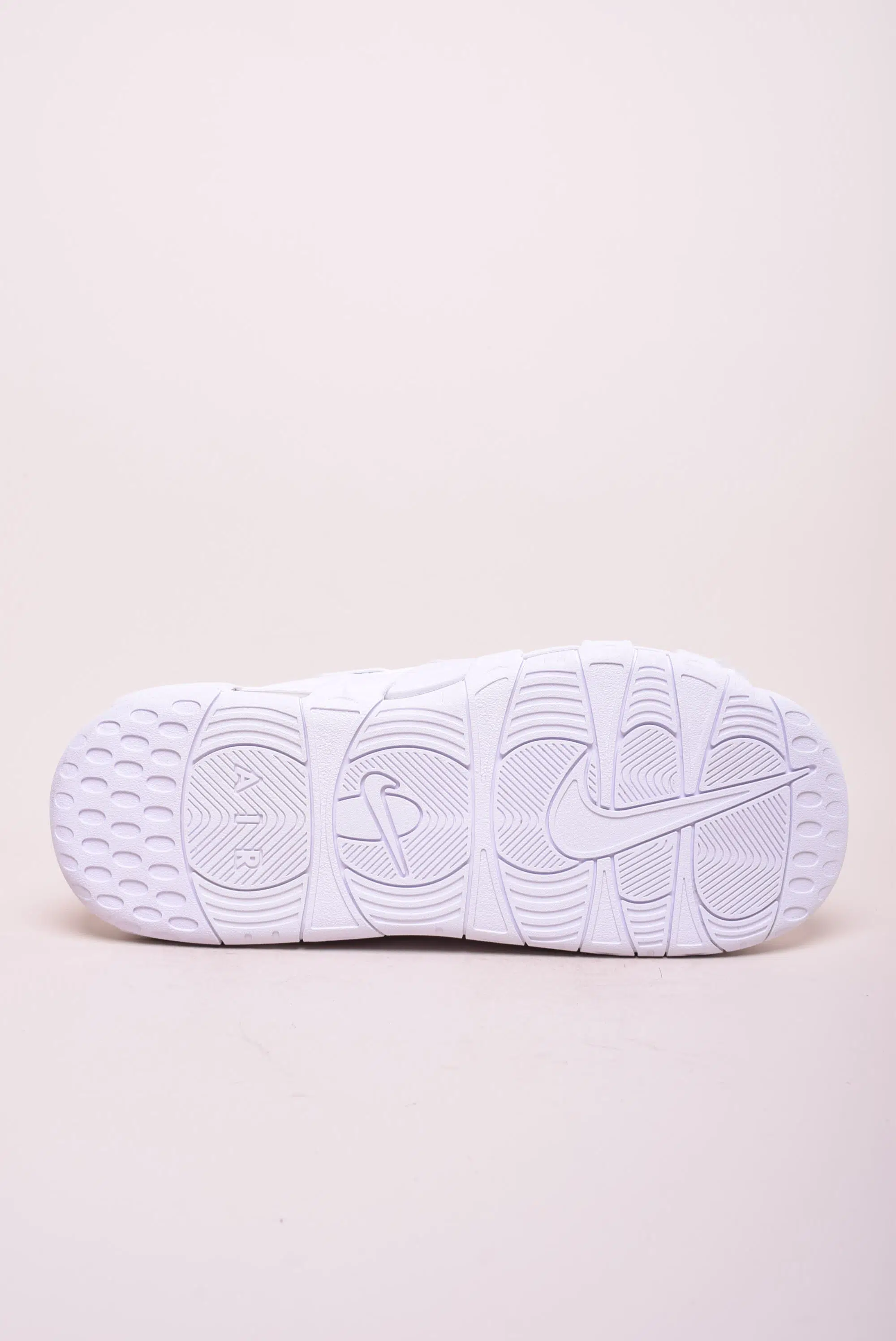 Papuci barbati Air More Uptempo Slide [1]