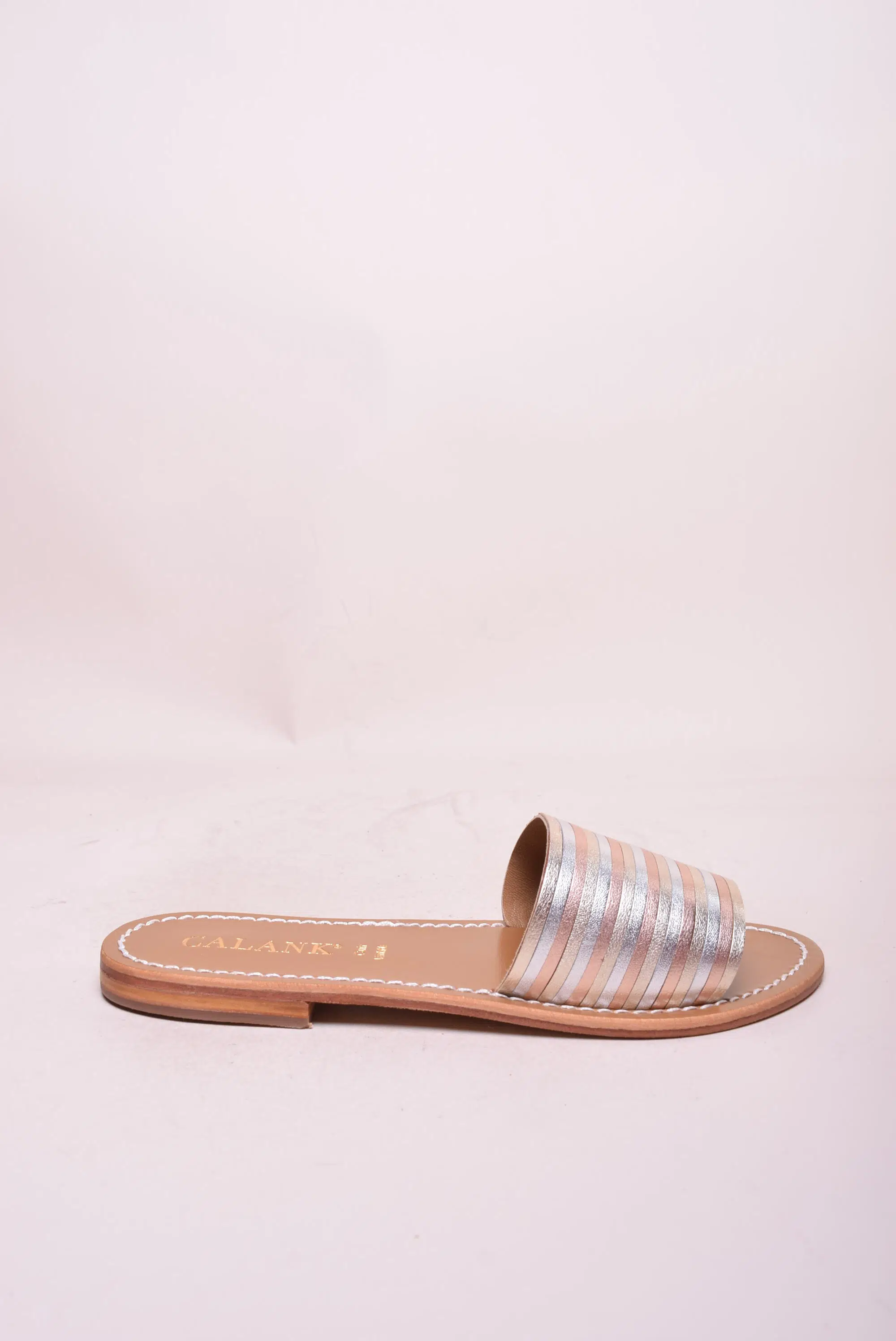 Șlapi, papuci și saboți damă - Papuci dama 