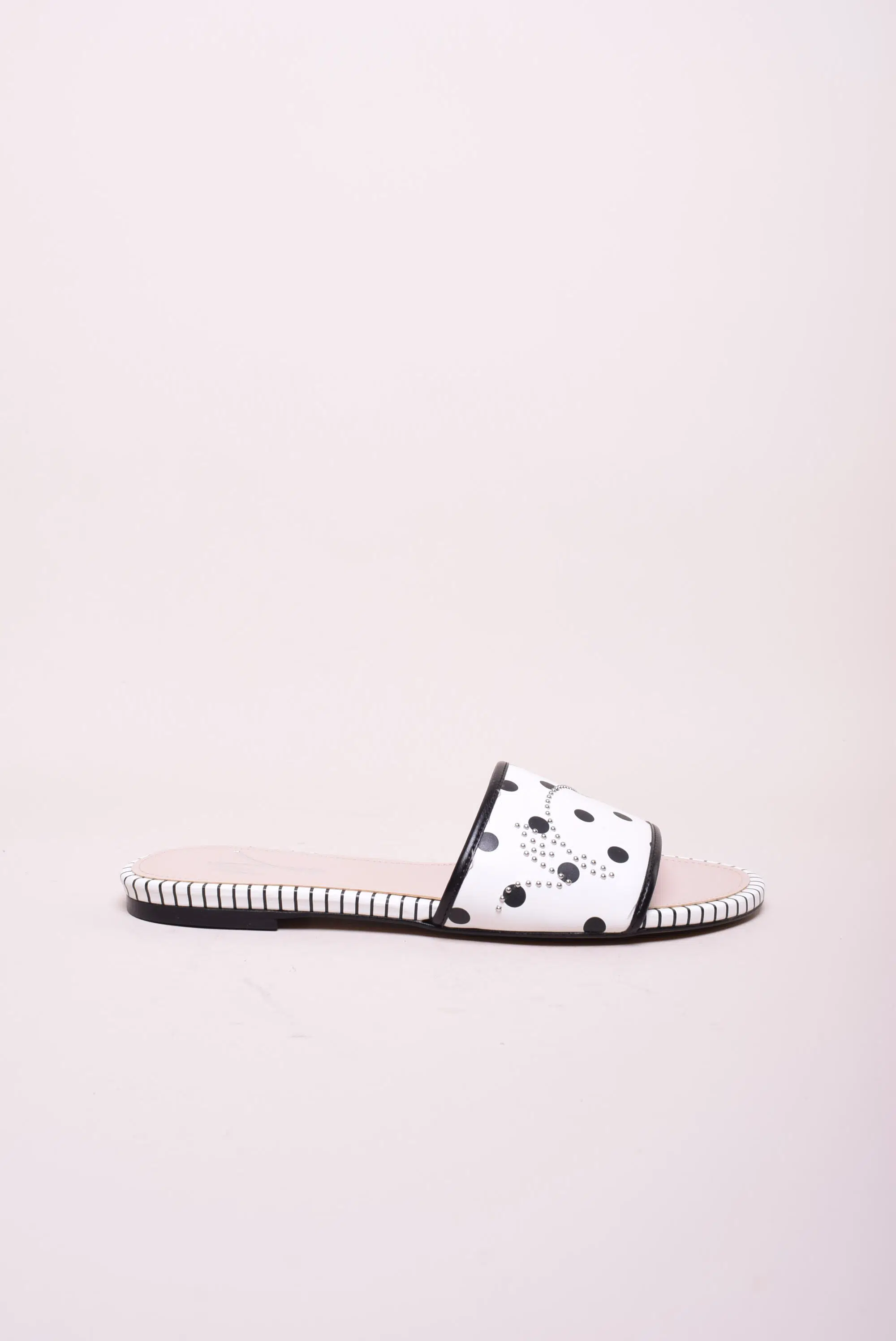 Șlapi, papuci și saboți damă - Papuci dama 