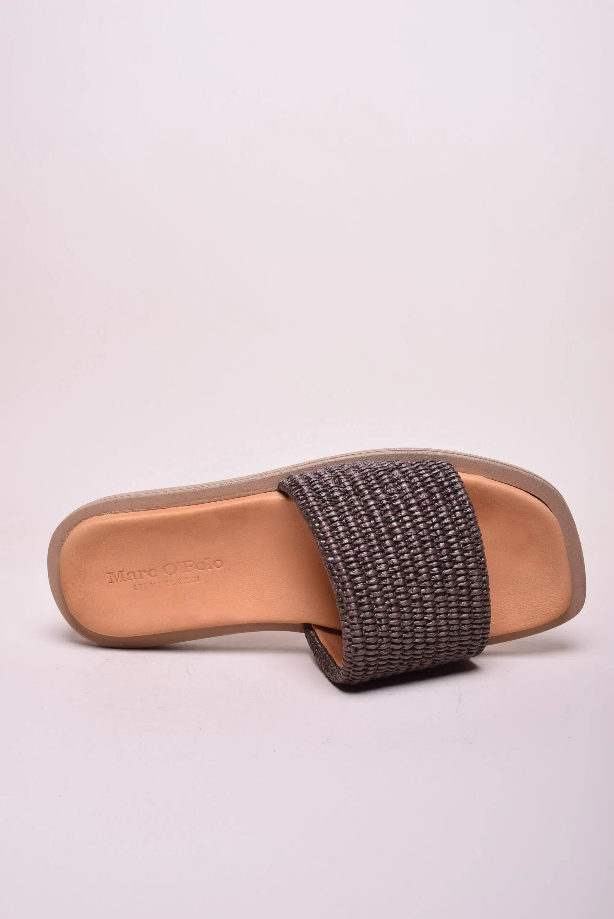 Papuci dama Agda [3]