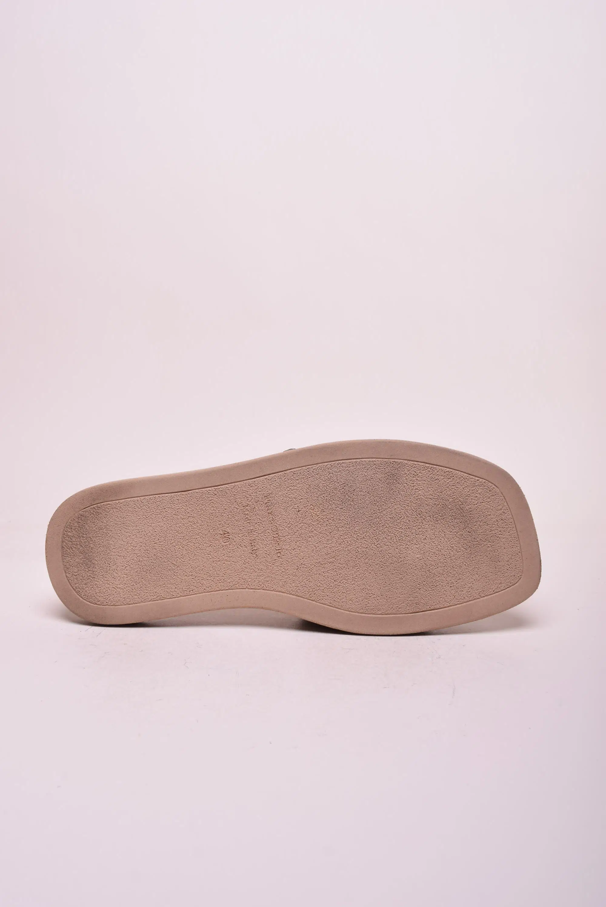 Papuci dama Agda [1]