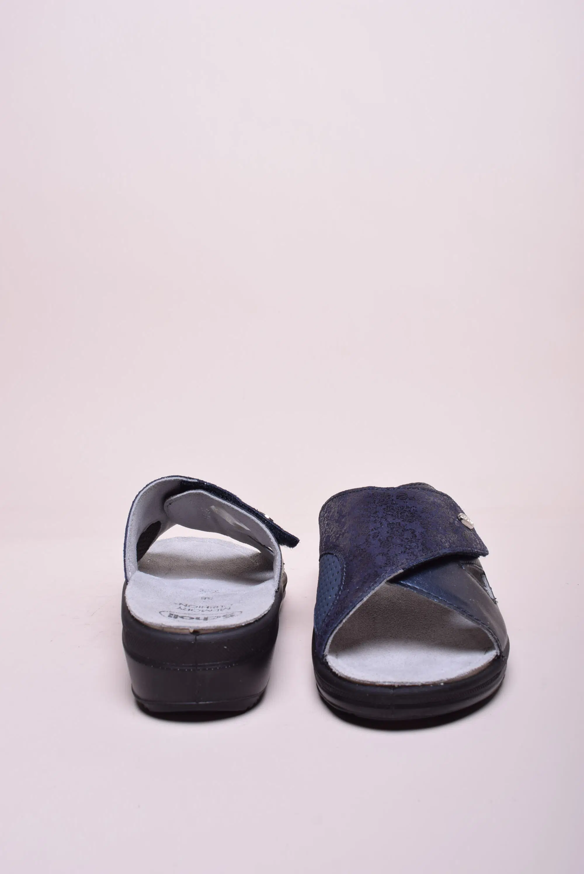 Papuci dama Antonia Cross [2]