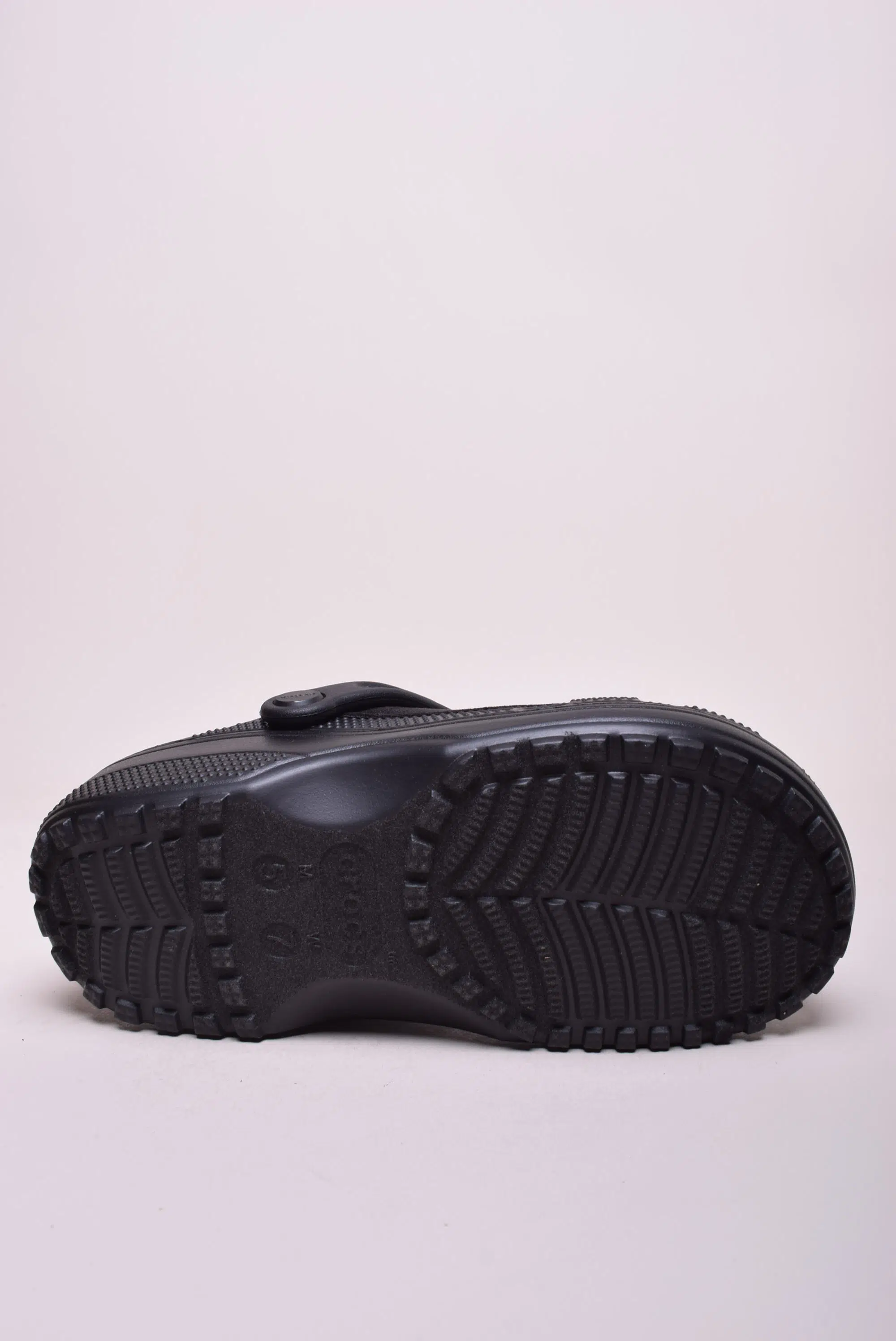Papuci dama Classic Crafted Velvet Clog [1]
