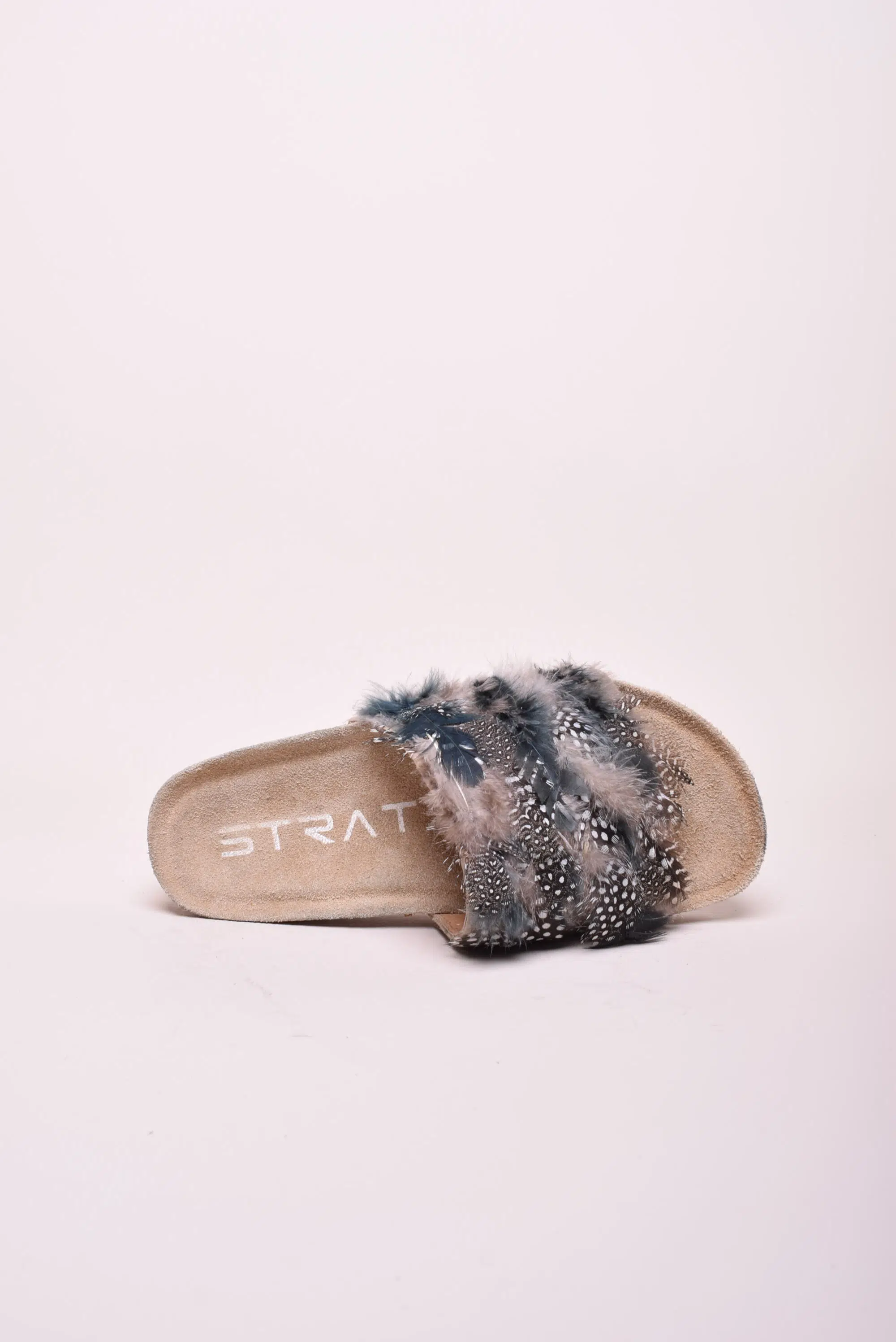 Papuci dama cu pene [3]