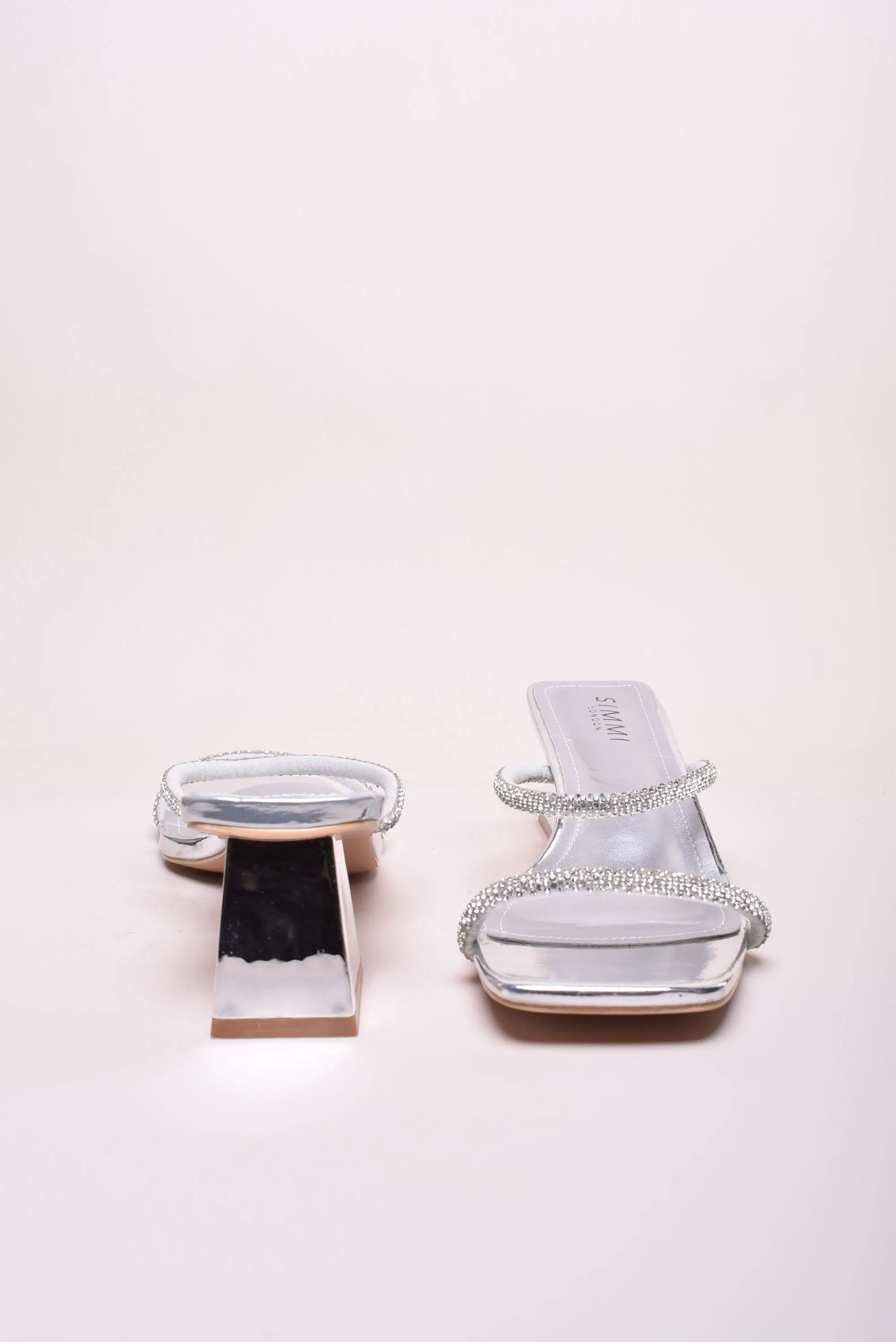 Papuci dama cu pietricele [2]