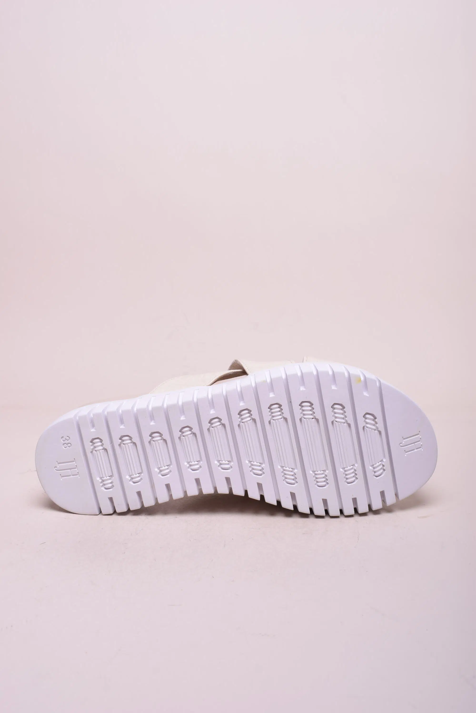 Papuci dama cu platforma, lacuiti [1]