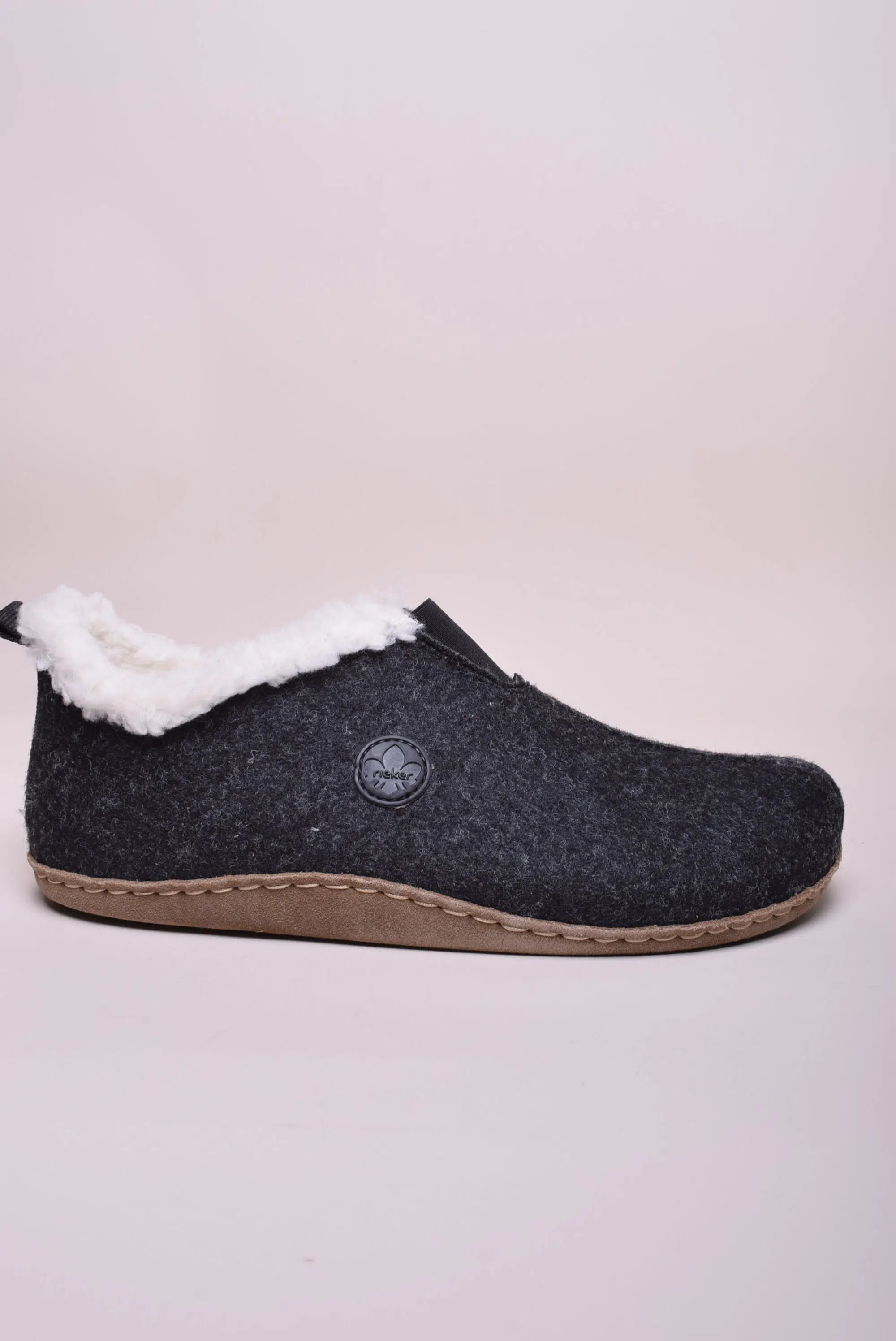 SUMMER SALE % - Papuci de casa dama imblaniti