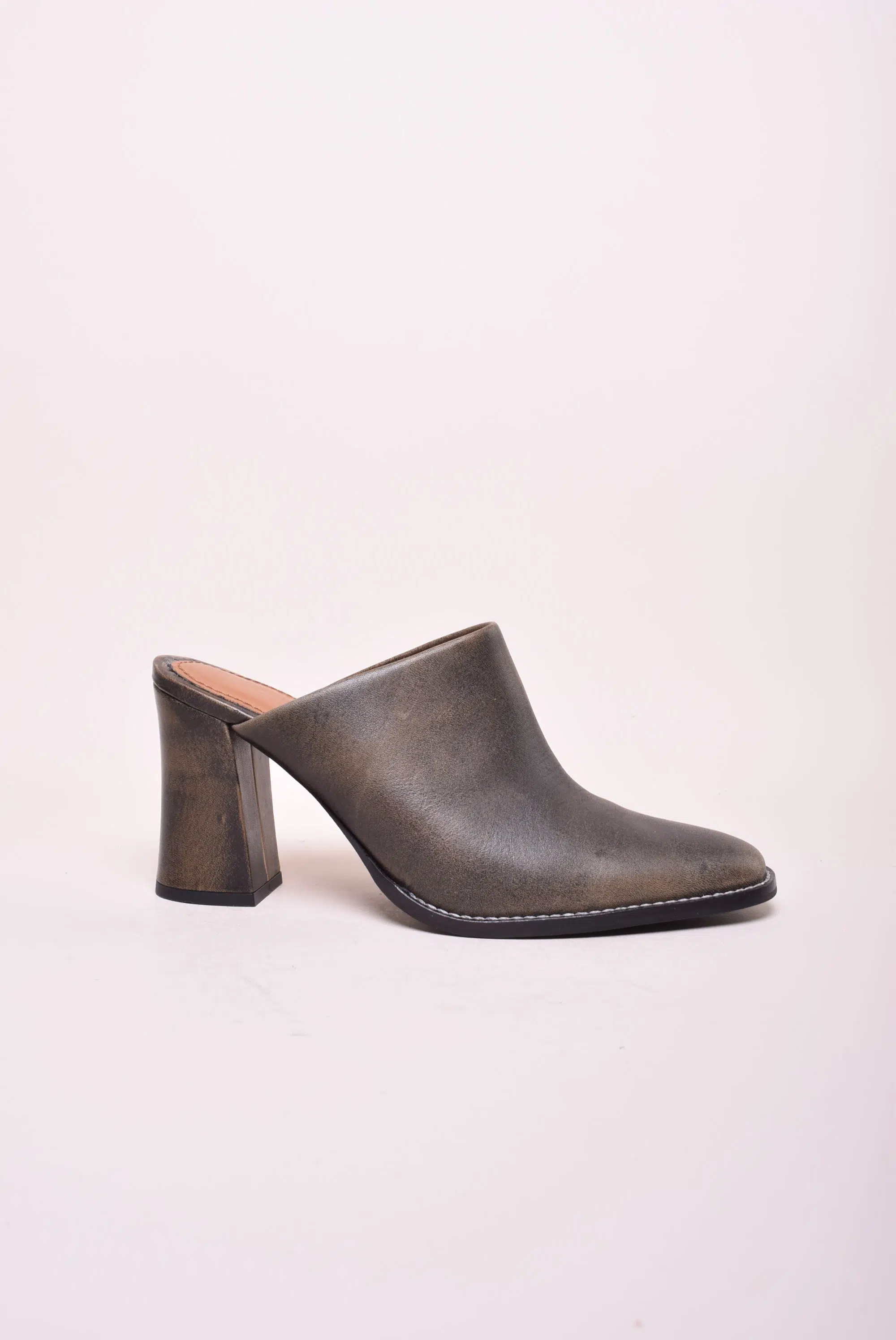 Șlapi, papuci și saboți damă - Saboti dama 