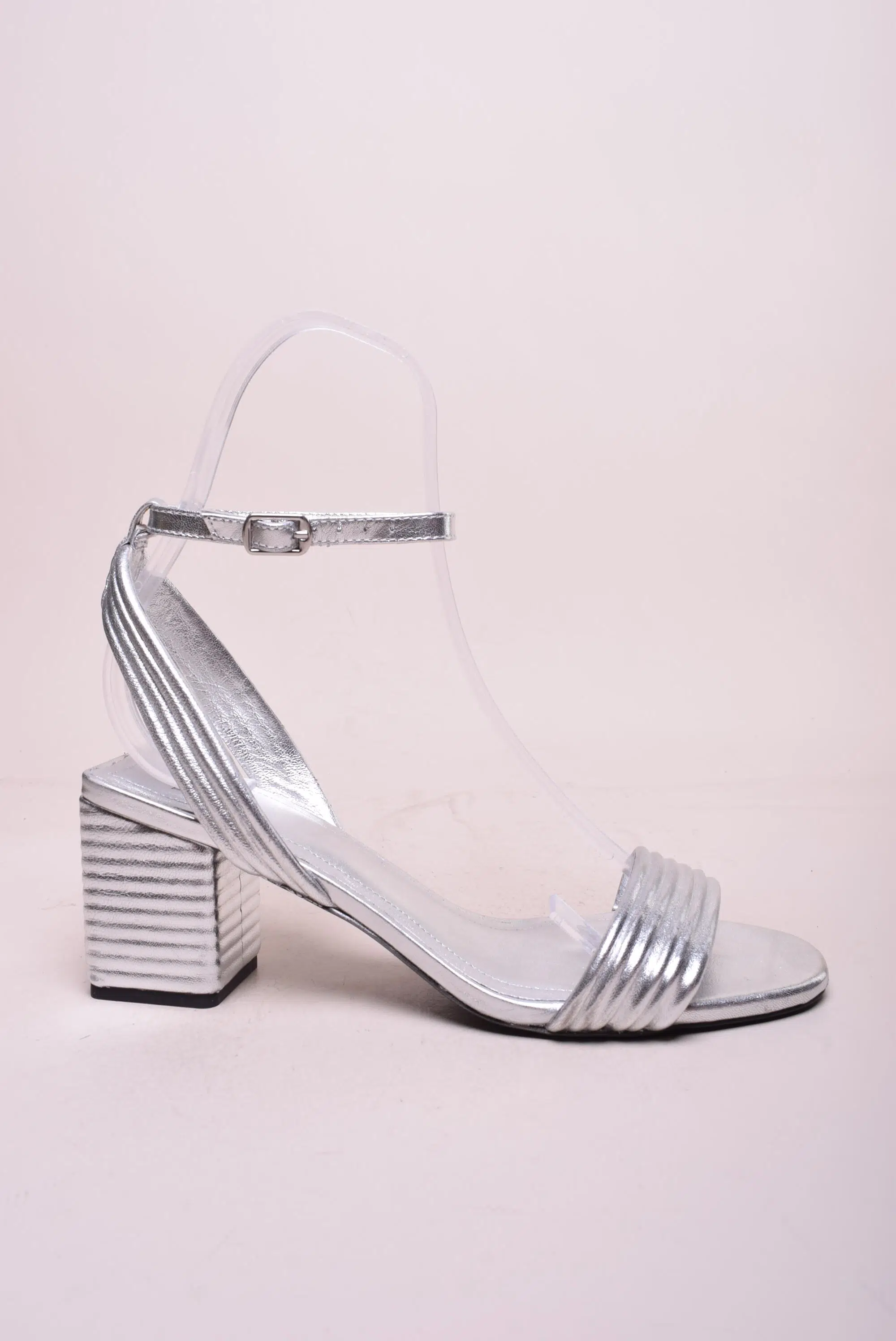 Produse încărcate recent - Sandale dama