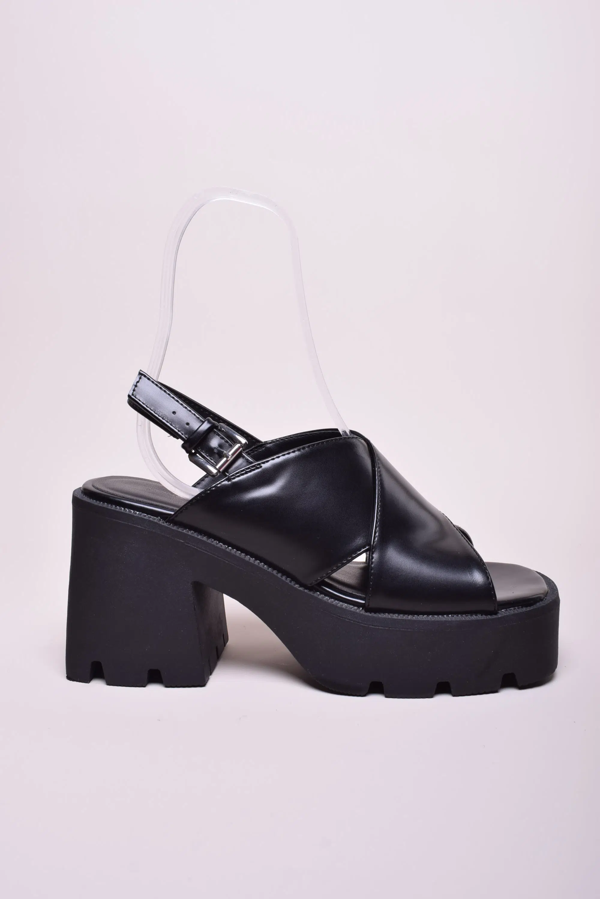 Sandale dama cu platforma 