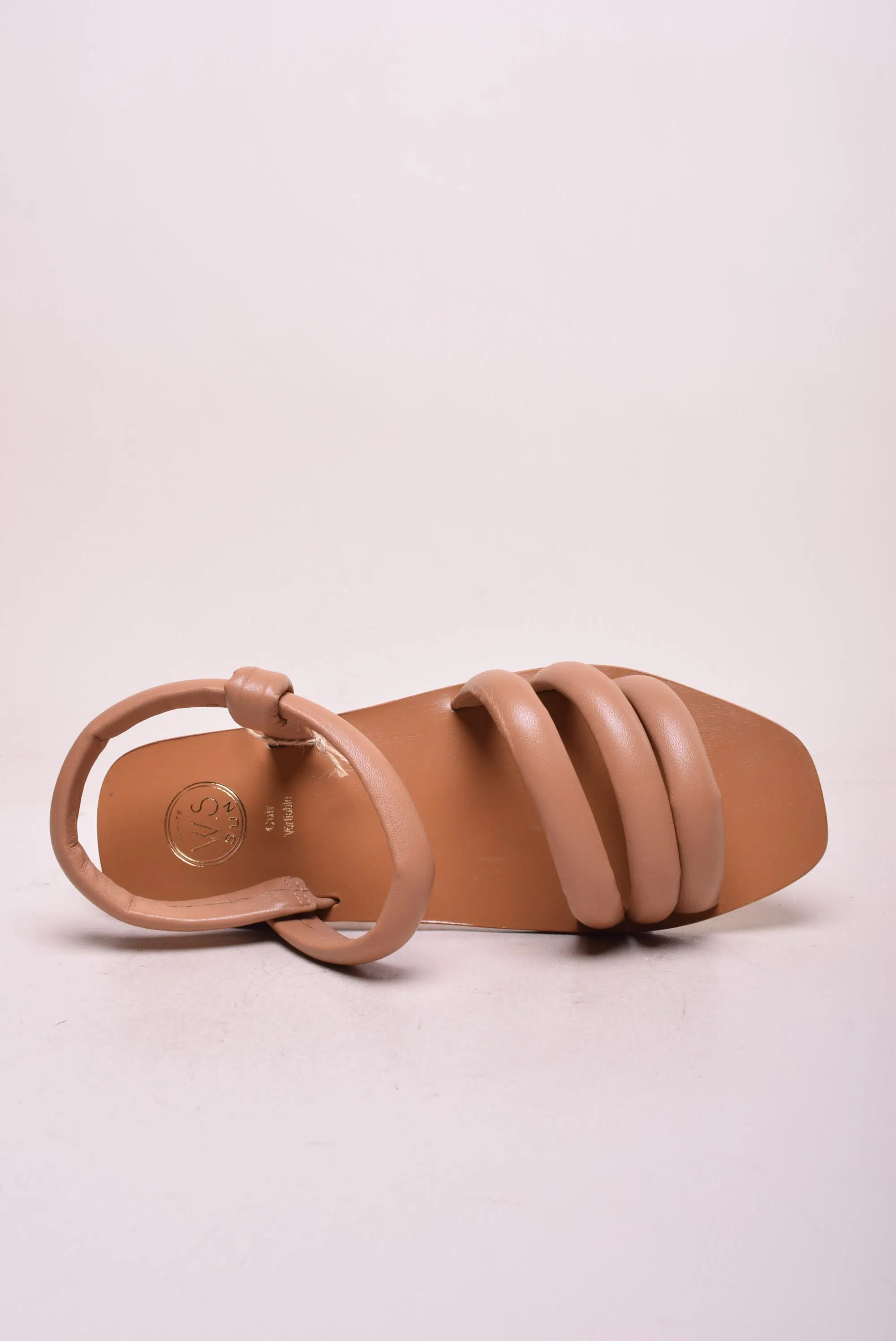 Sandale dama Devasena [3]