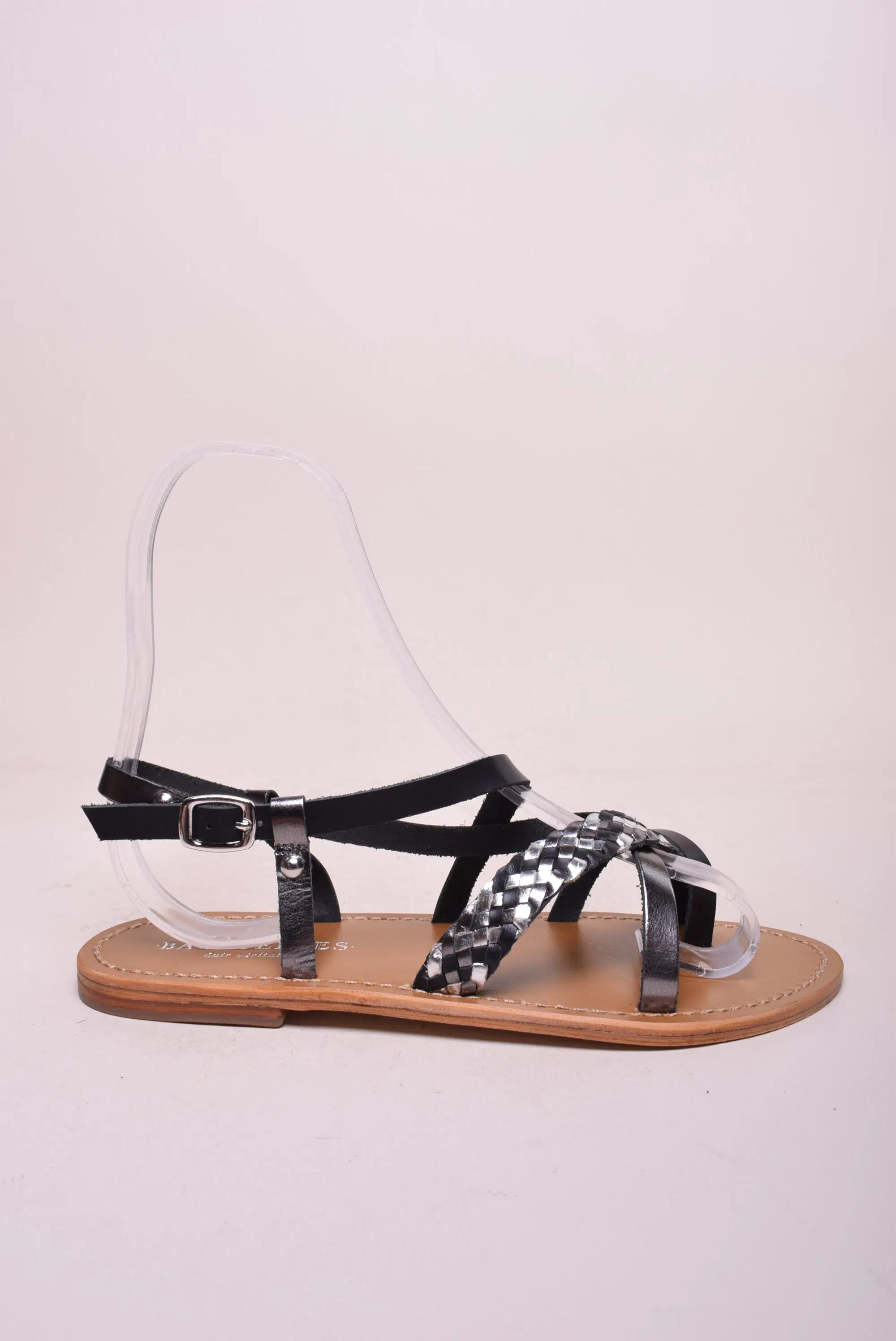 Produse încărcate recent - Sandale dama Miserere