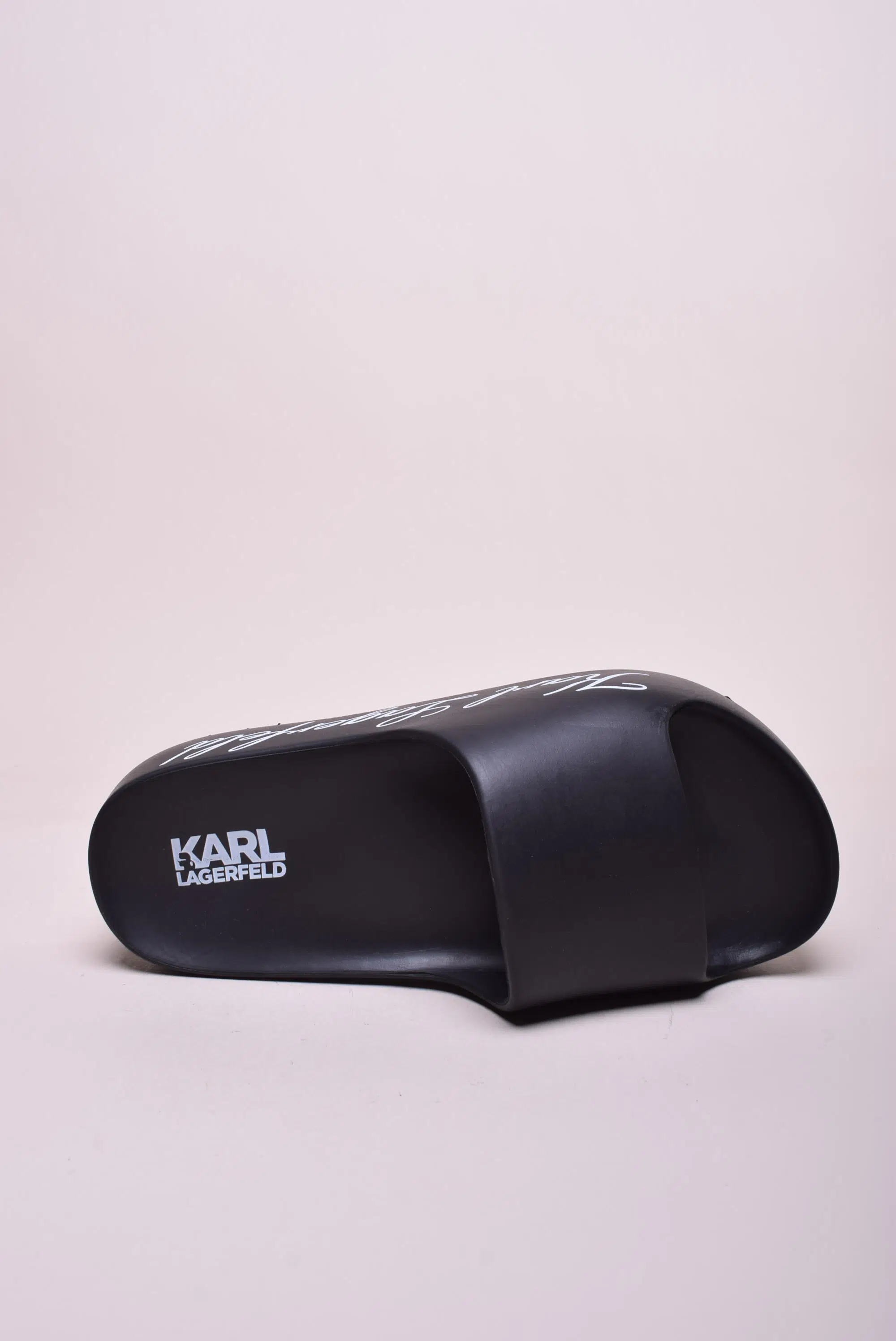 Slapi dama KOBO HOTEL PLATFORM SLIDE [3]