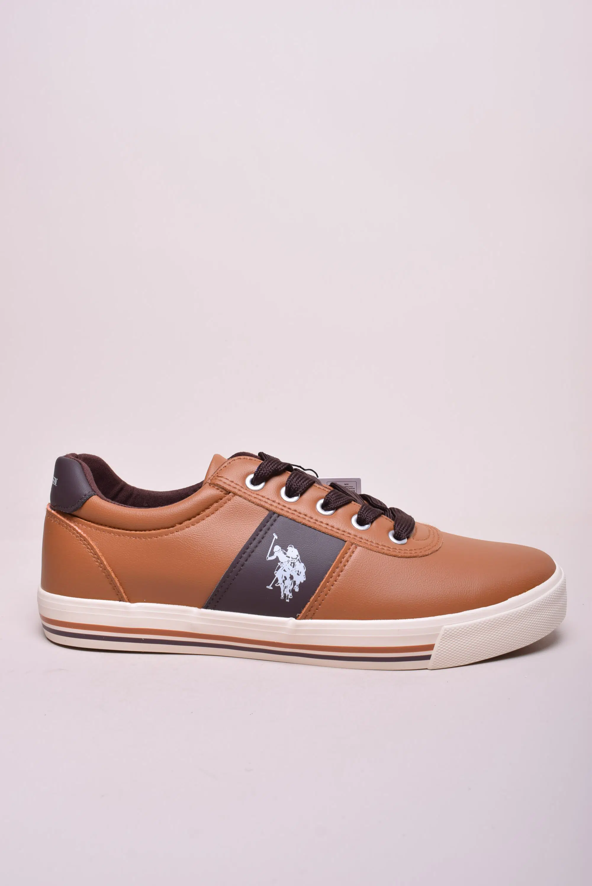 Pantofi sport și teniși bărbați - Sneakers barbati 
