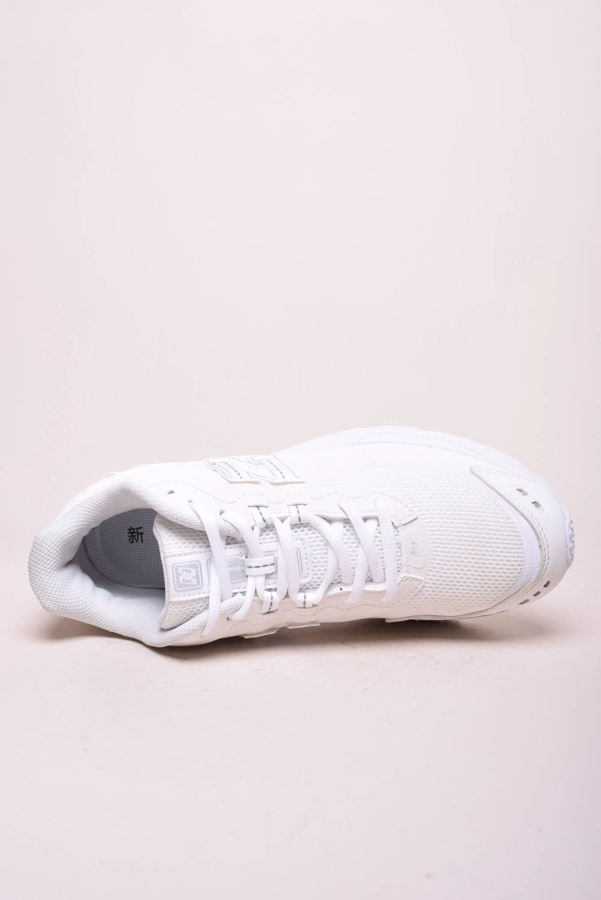 Sneakers barbati 1906 [3]