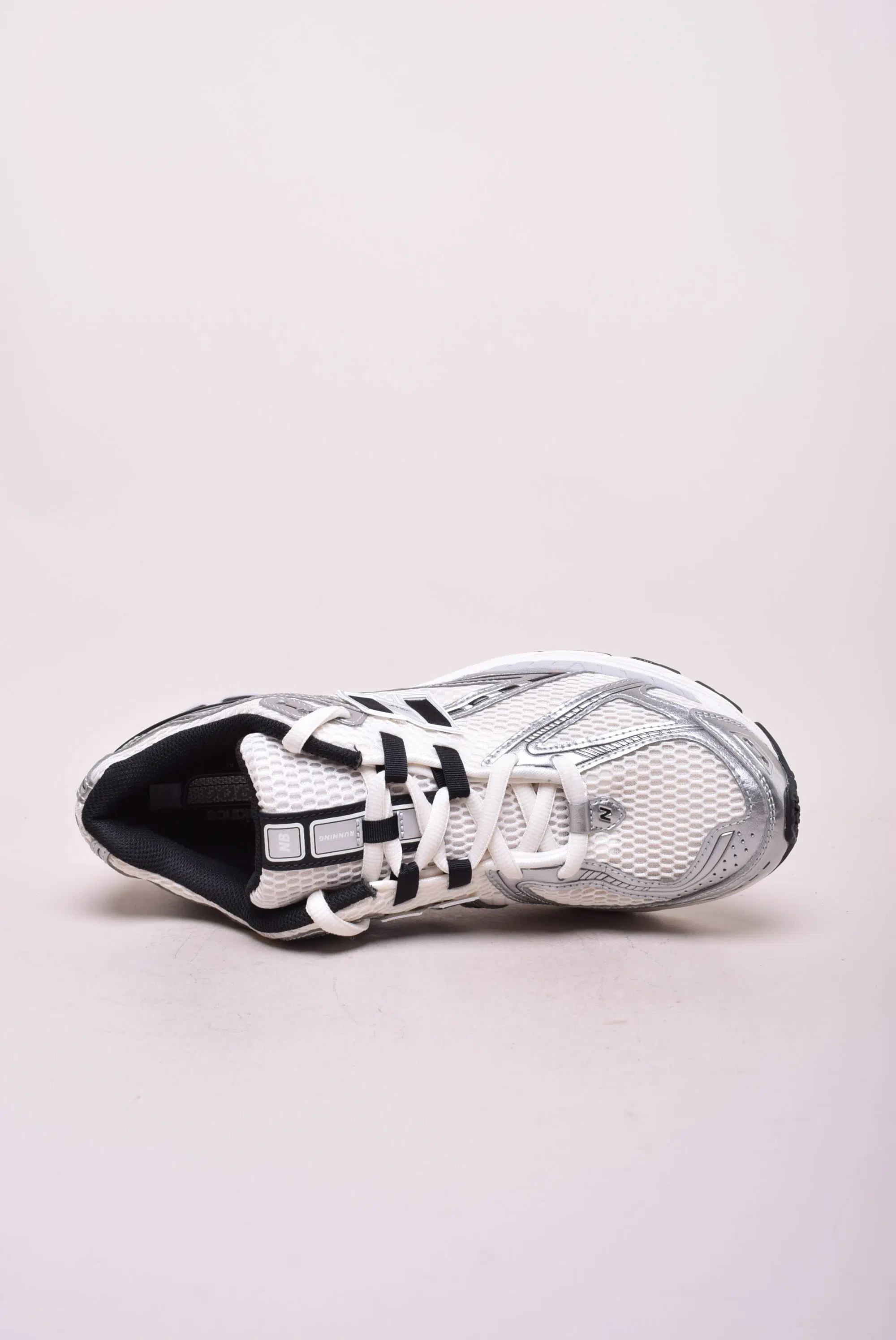 Sneakers barbati 1906R [3]