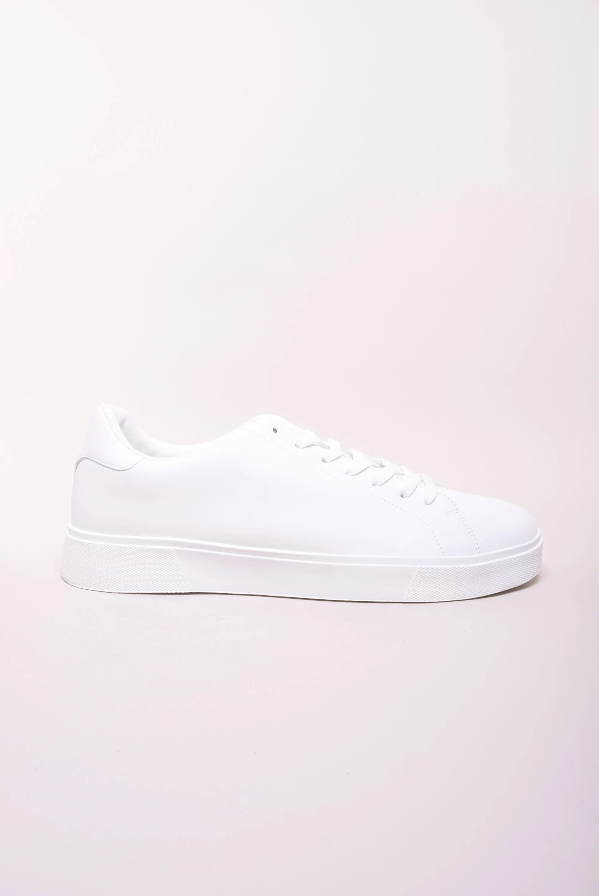 Pantofi sport și teniși bărbați - Sneakers barbati 