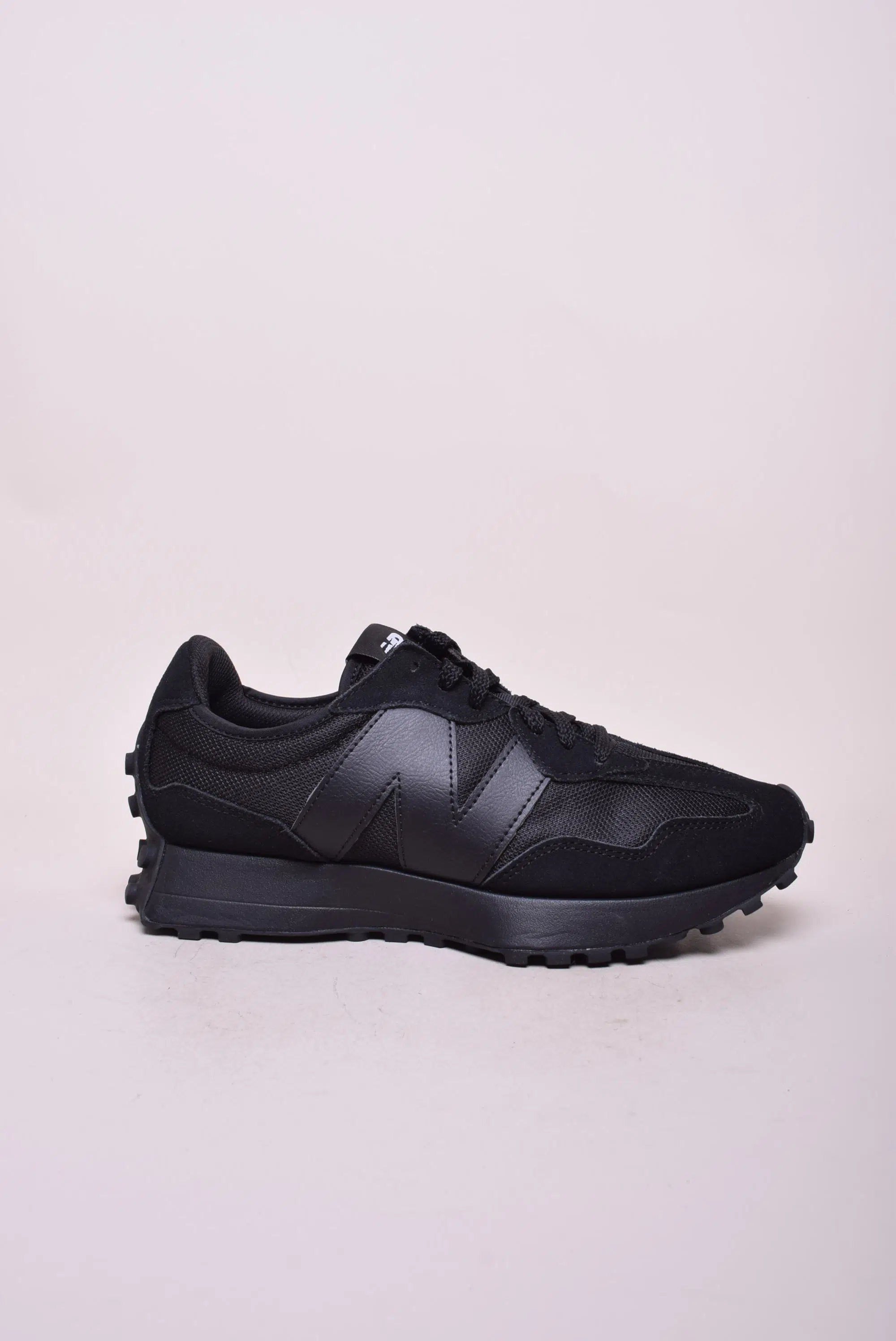 Sneakers barbati 327 [0]