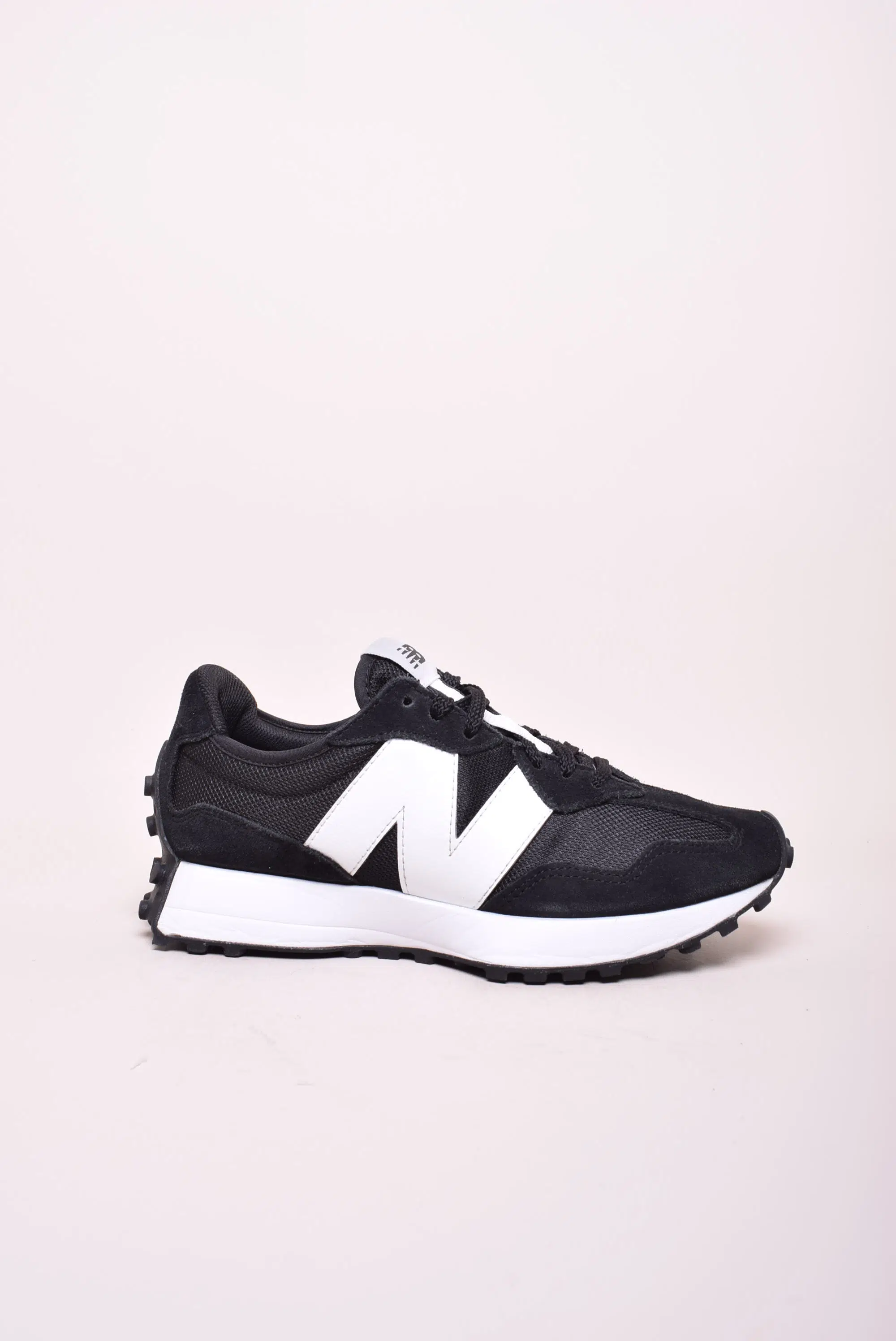 Sneakers barbati 327 [0]