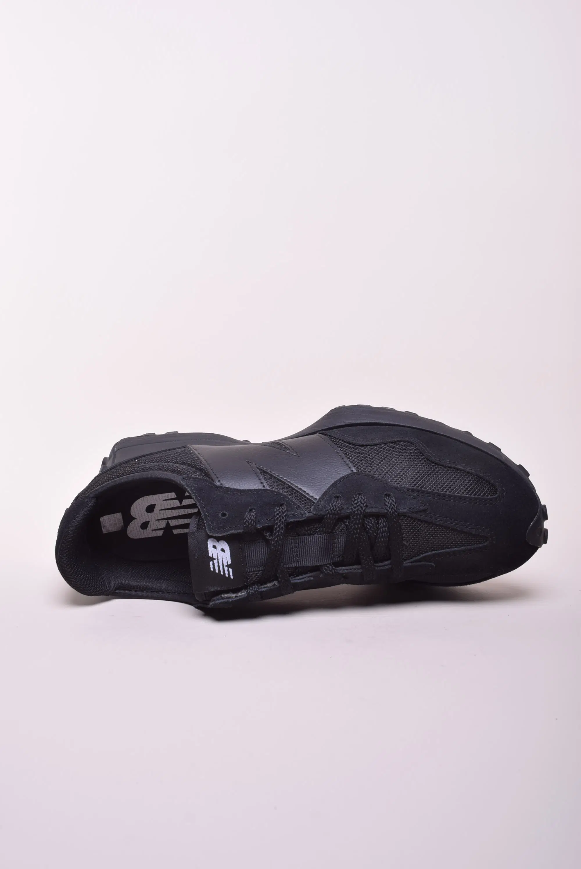 Sneakers barbati 327 [3]