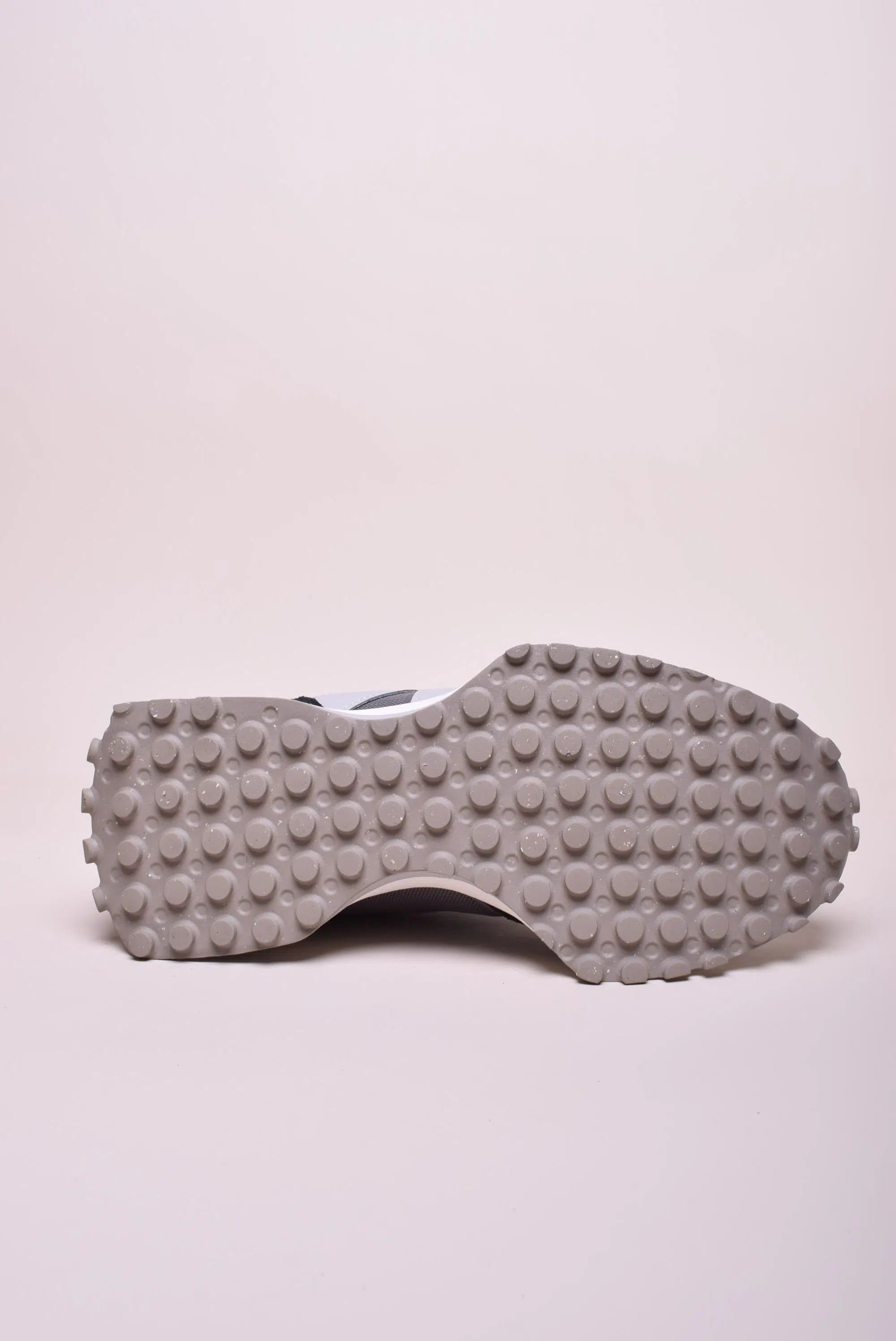 Sneakers barbati 327 [1]