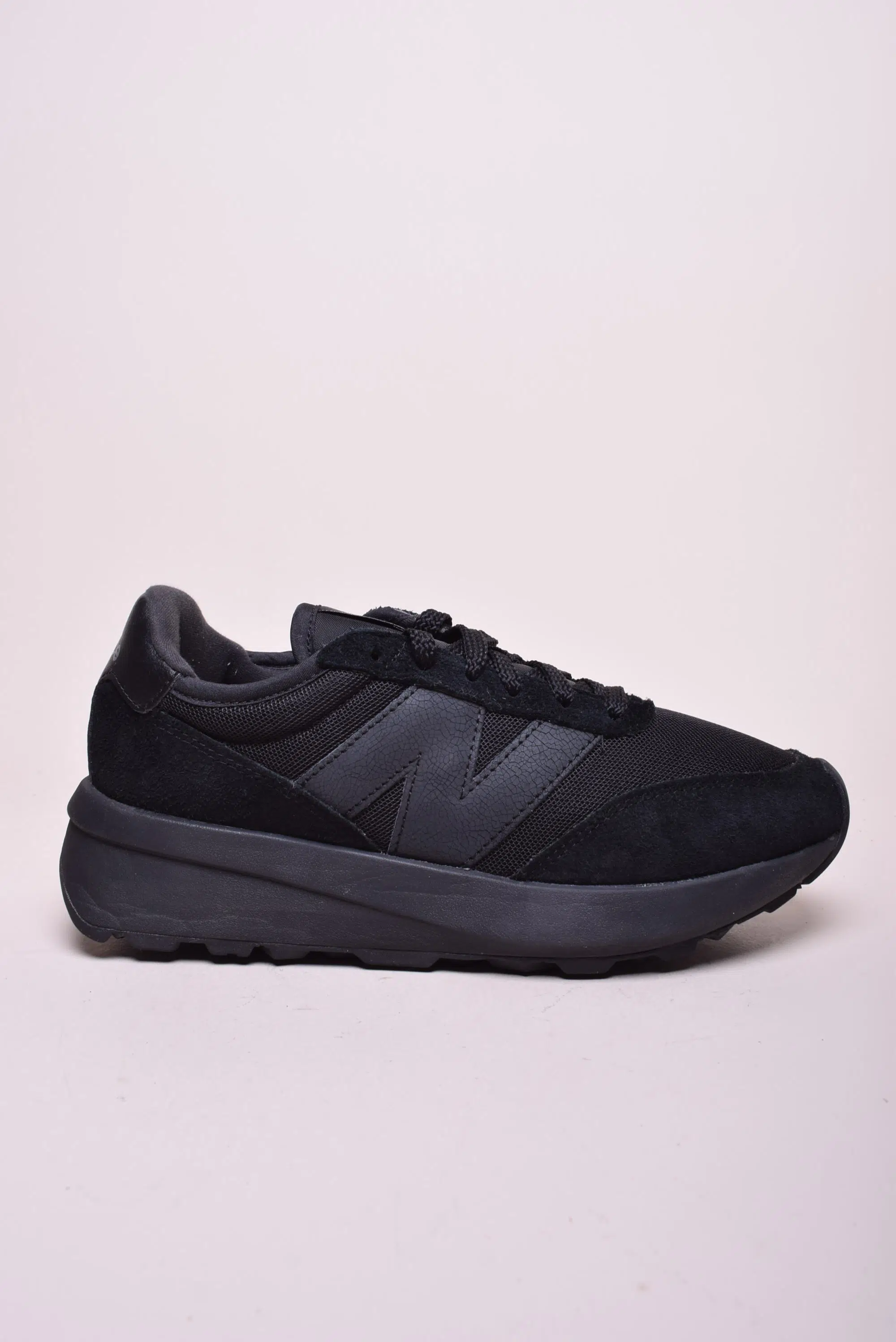 Sneakers barbati 370 [0]