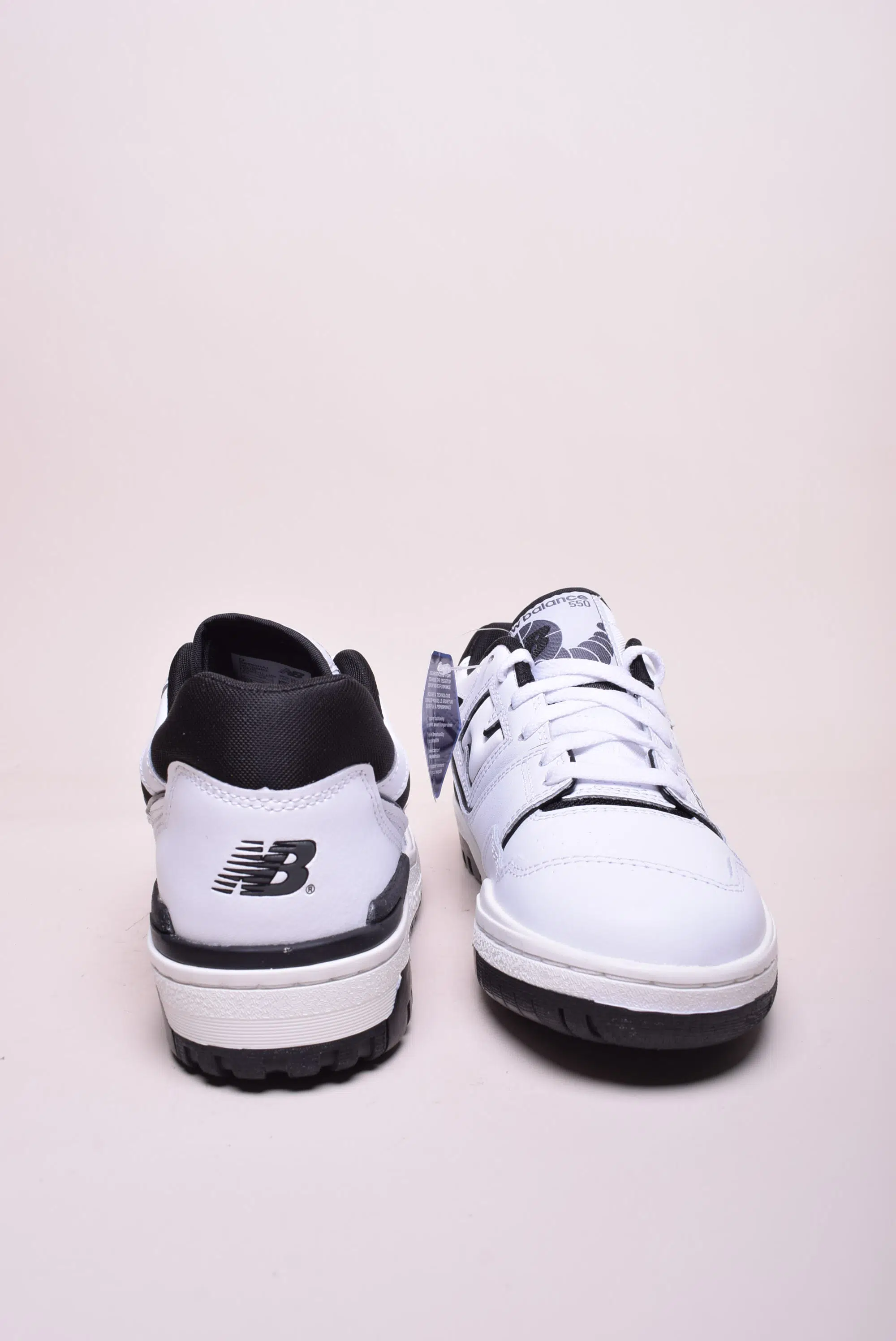 Sneakers barbati 550 [2]