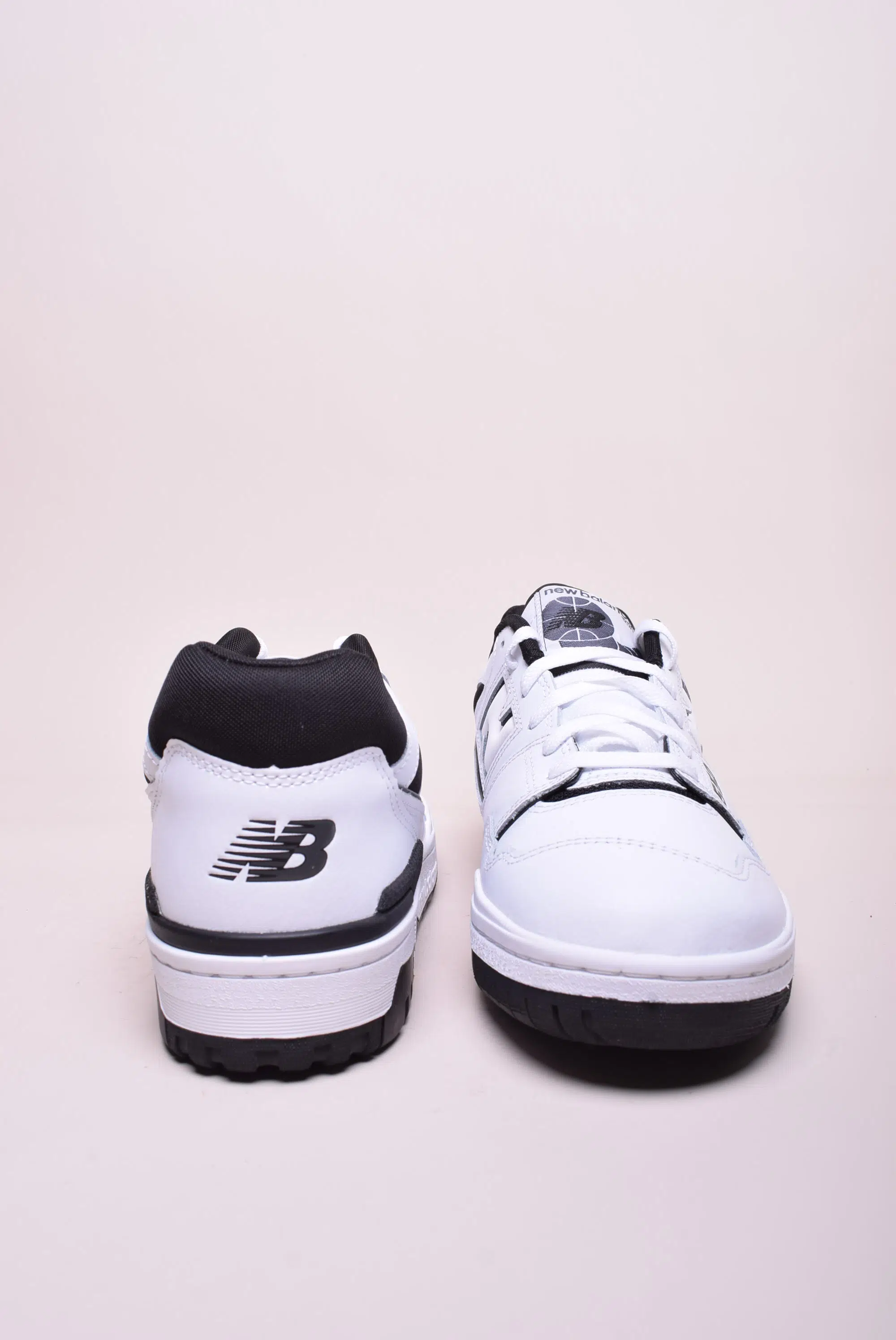 Sneakers barbati 550 [2]