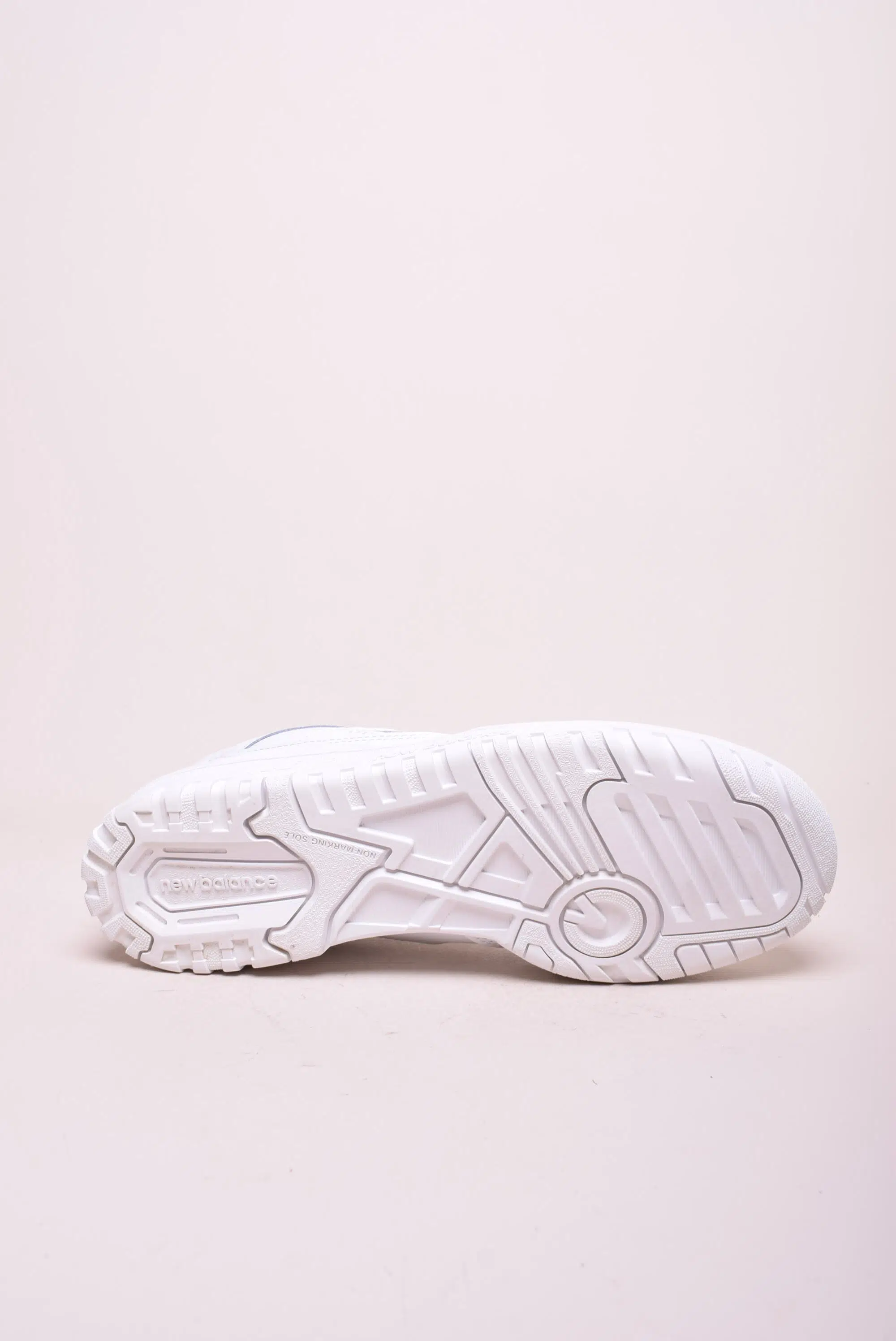 Sneakers barbati 550 [1]