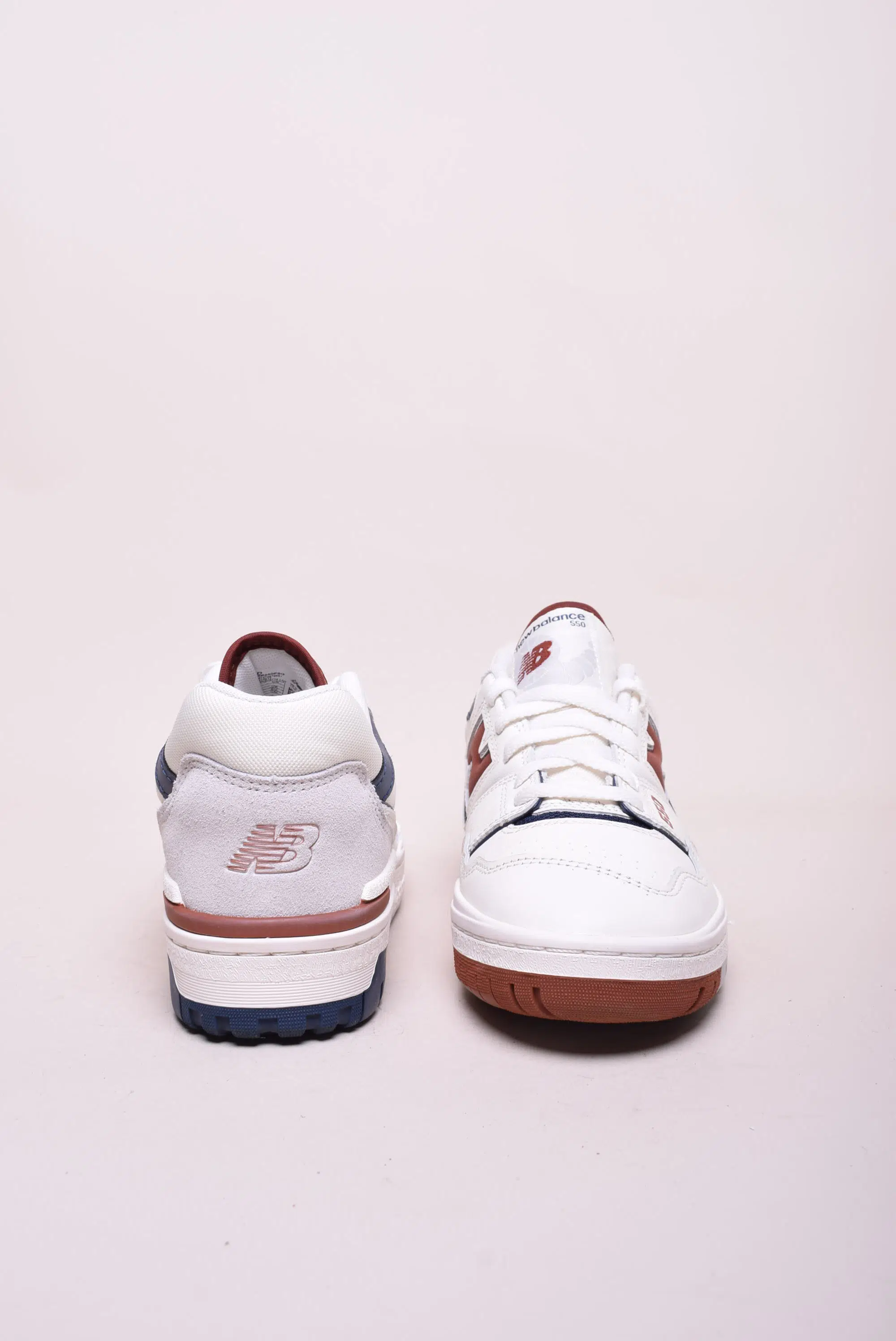 Sneakers barbati 550 [2]