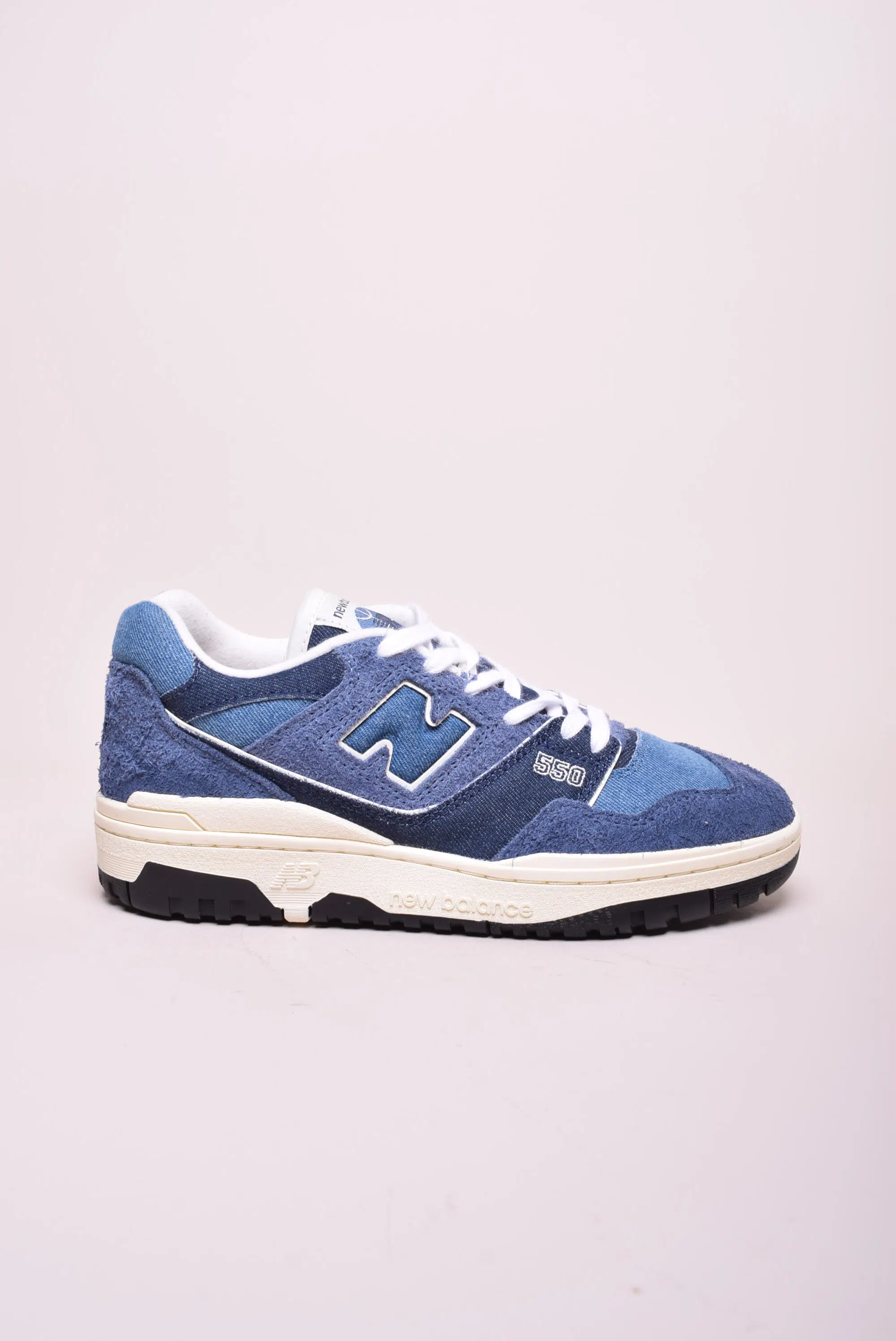 Sneakers barbati 550