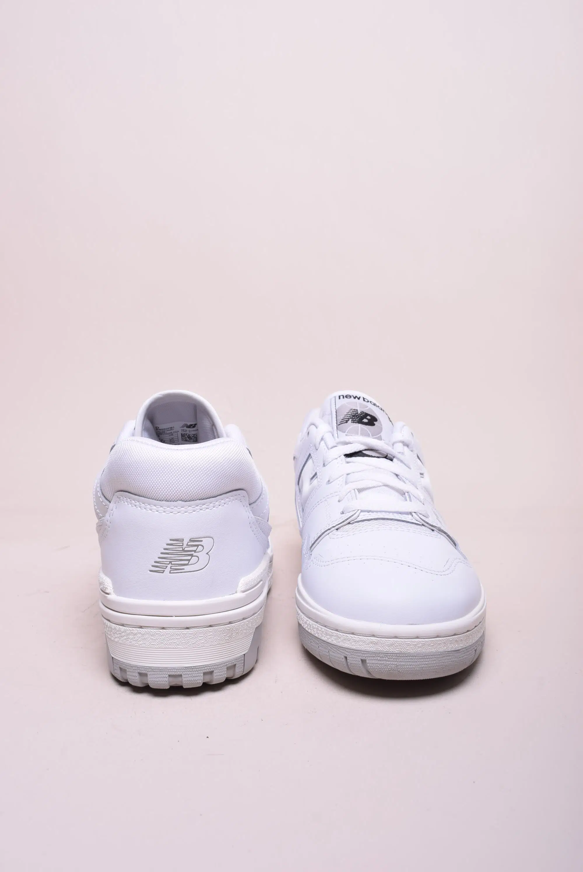 Sneakers barbati 550 [2]