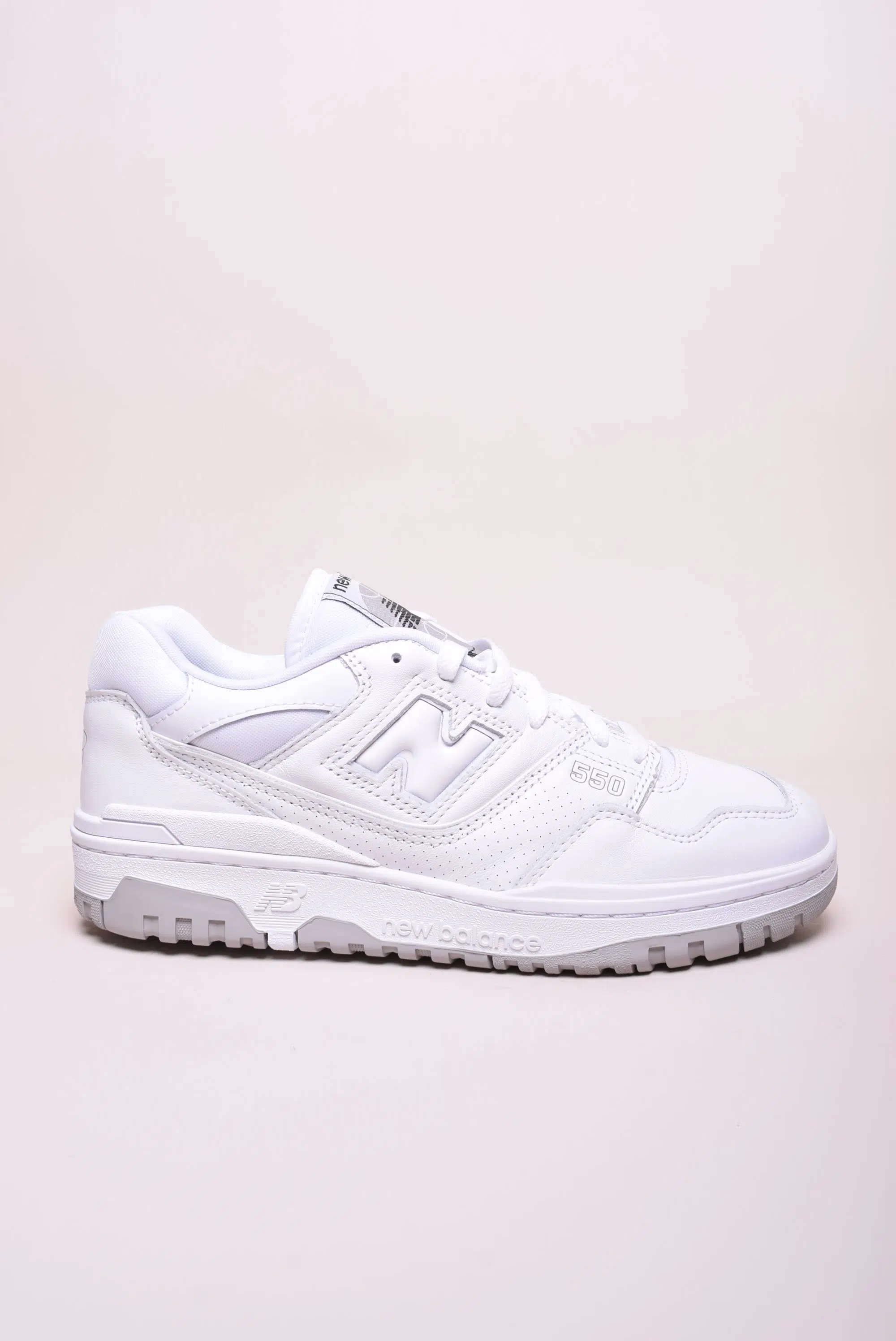 Pantofi sport și teniși bărbați - Sneakers barbati 550