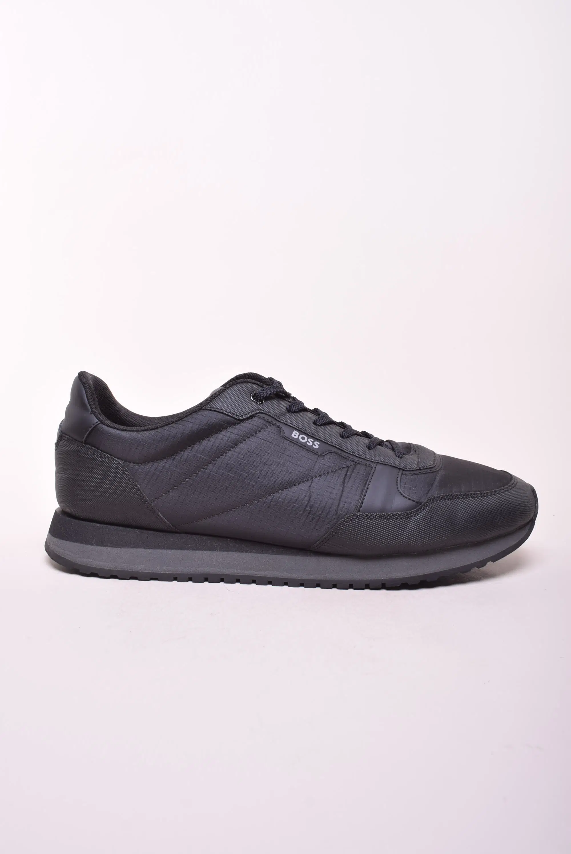 Pantofi sport și teniși bărbați - Sneakers barbati 