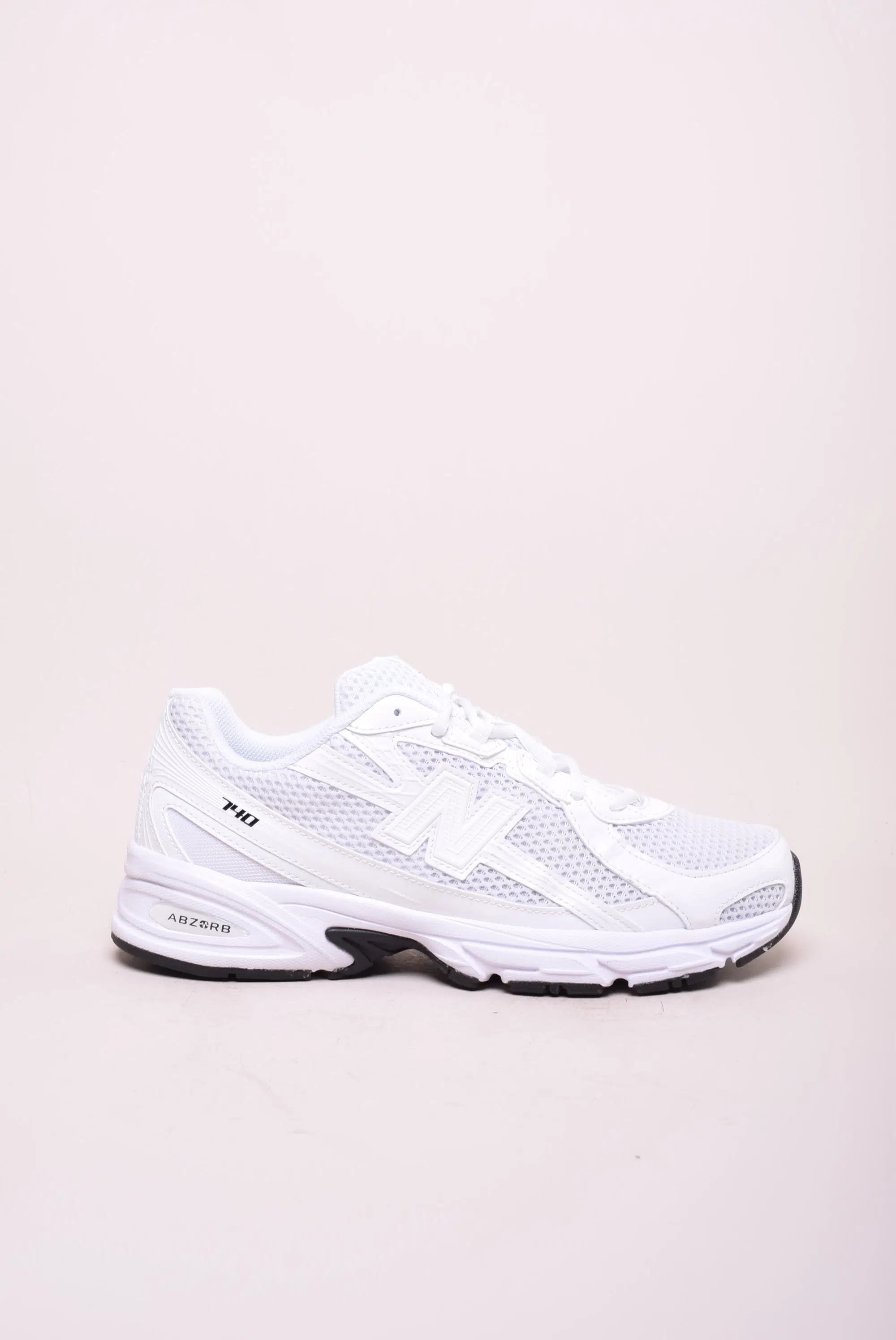 Sneakers barbati 740 [0]