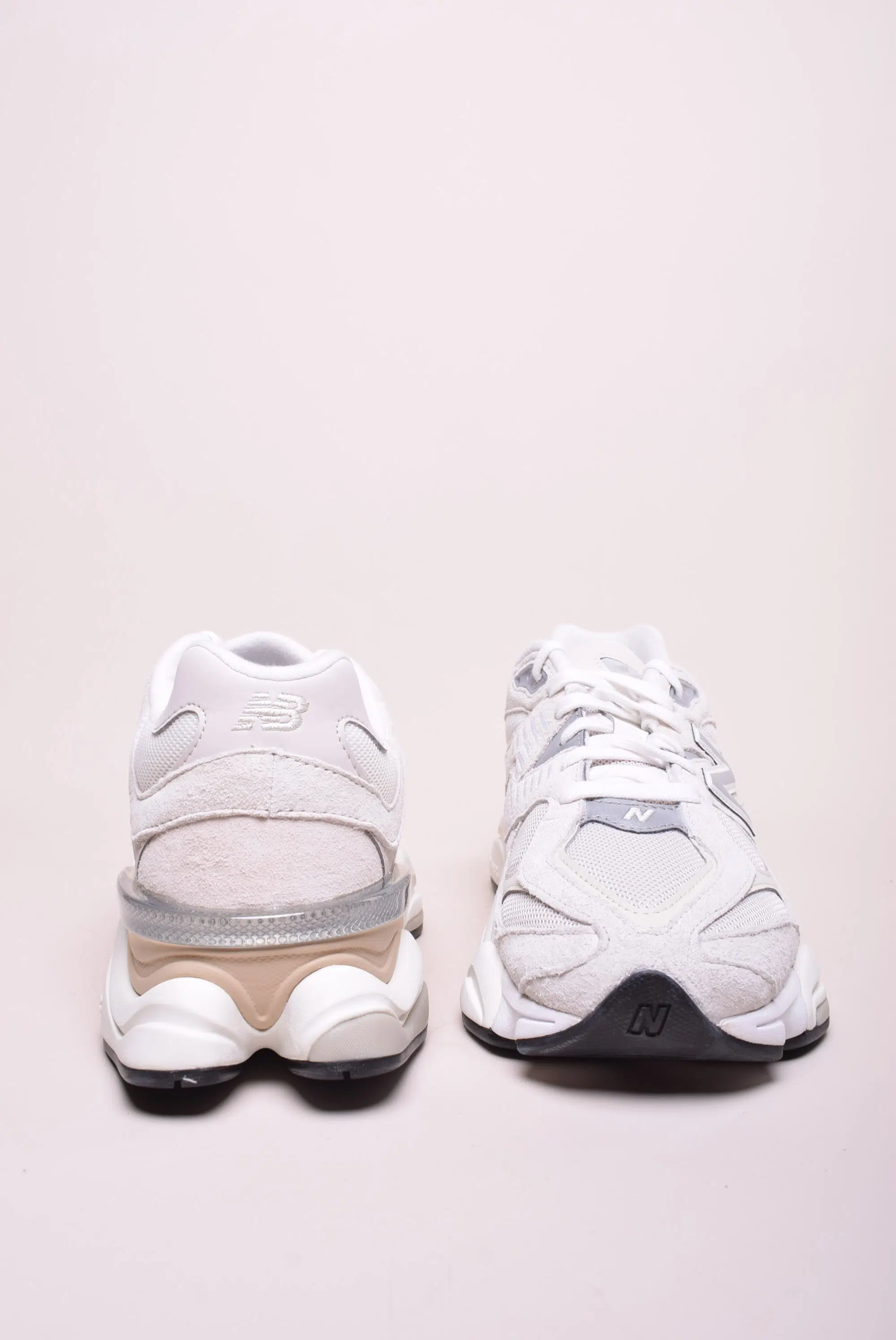 Sneakers barbati 9060 [2]